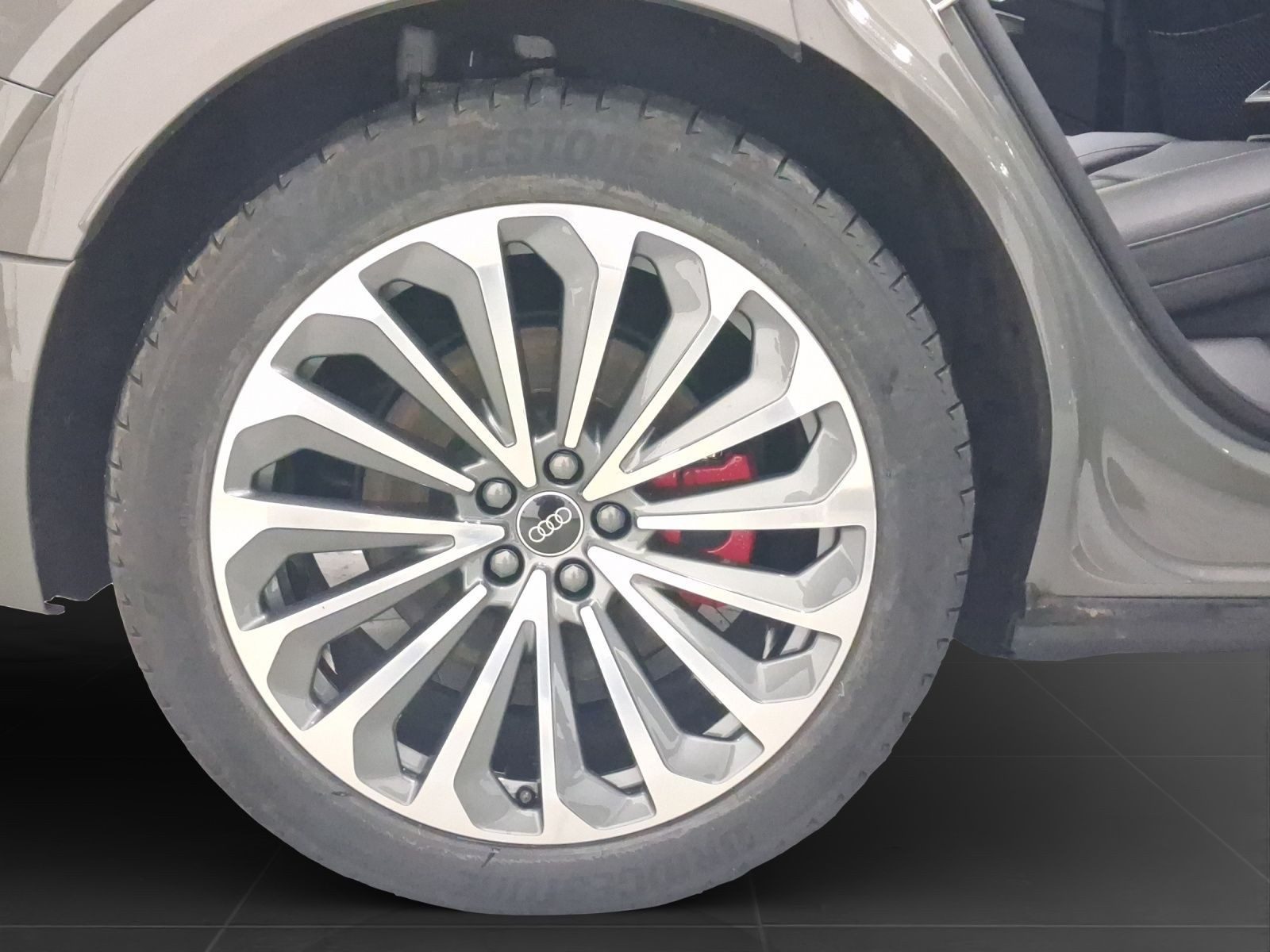 Audi Q8 e-tron – Bild 7