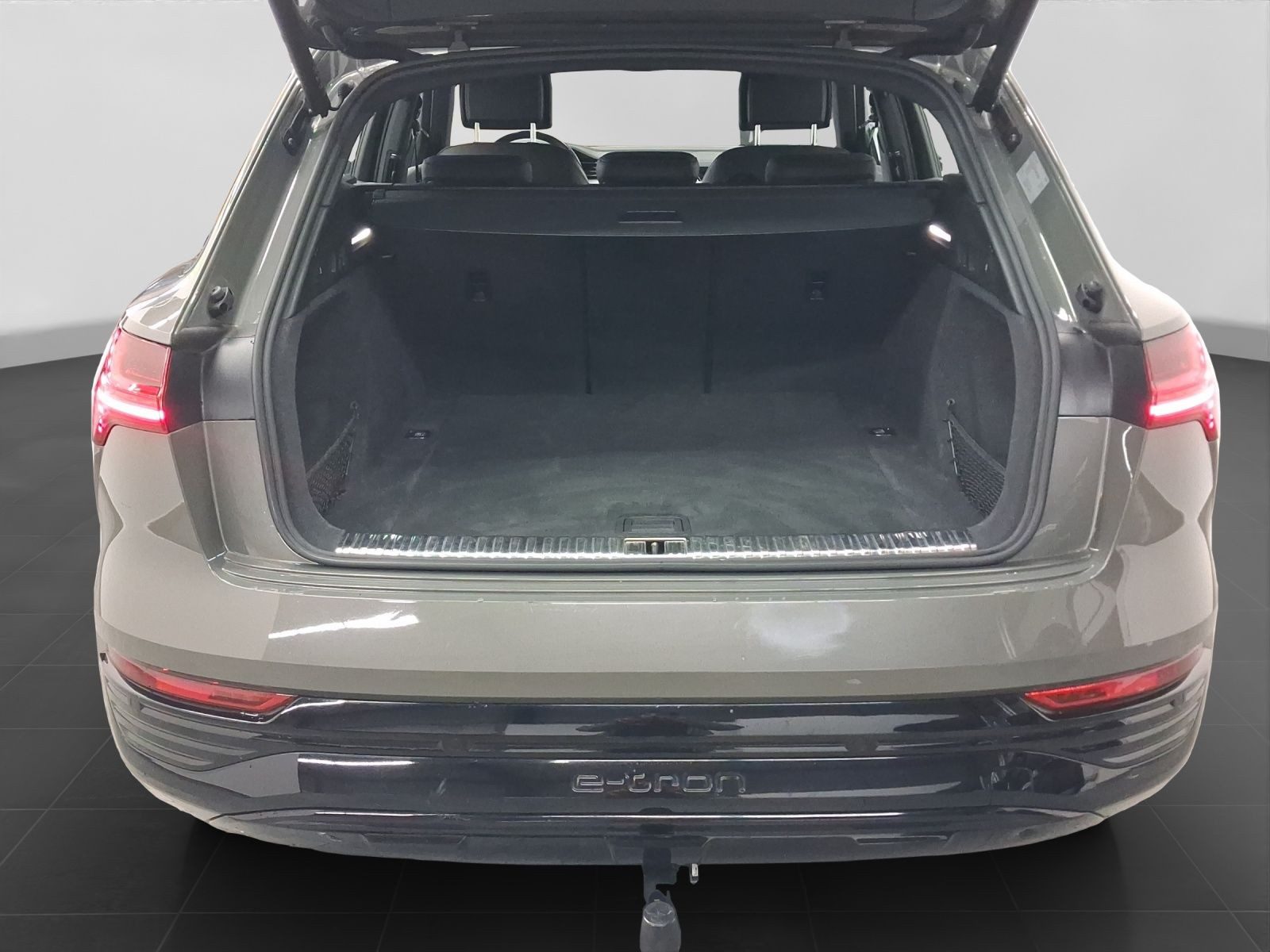 Audi Q8 e-tron – Bild 17