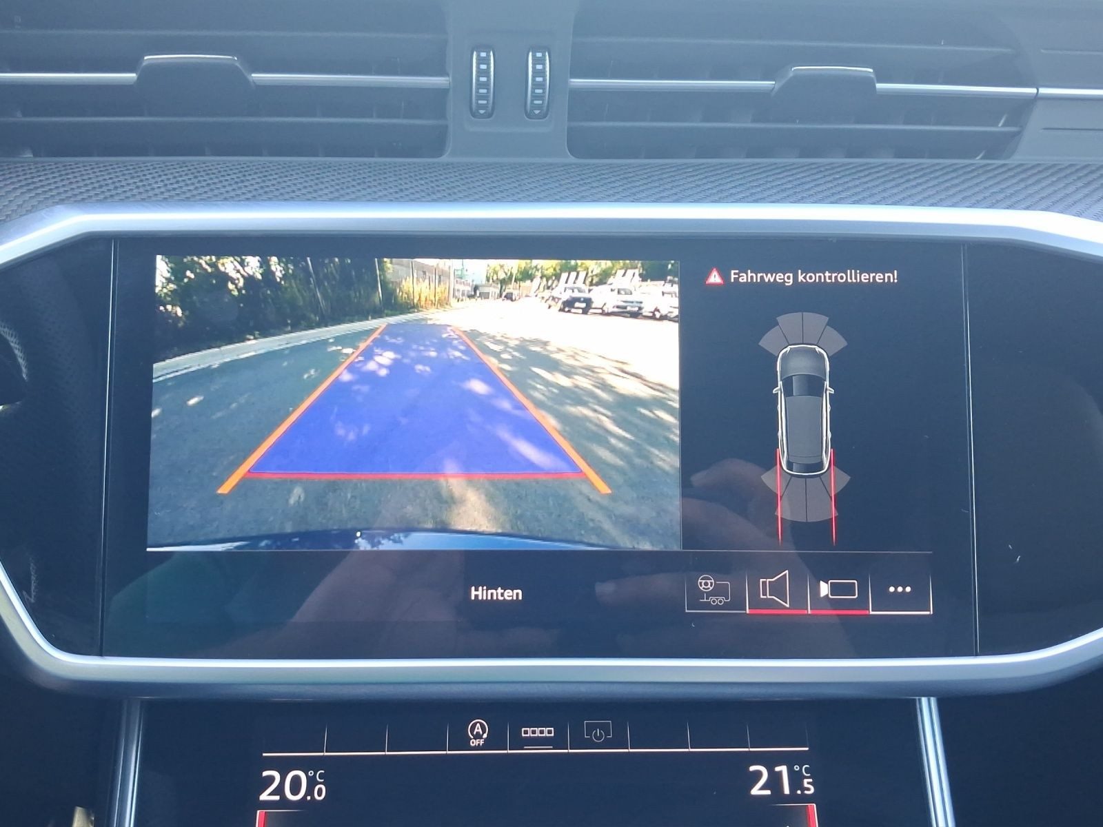Audi S6 Avant – Foto 12