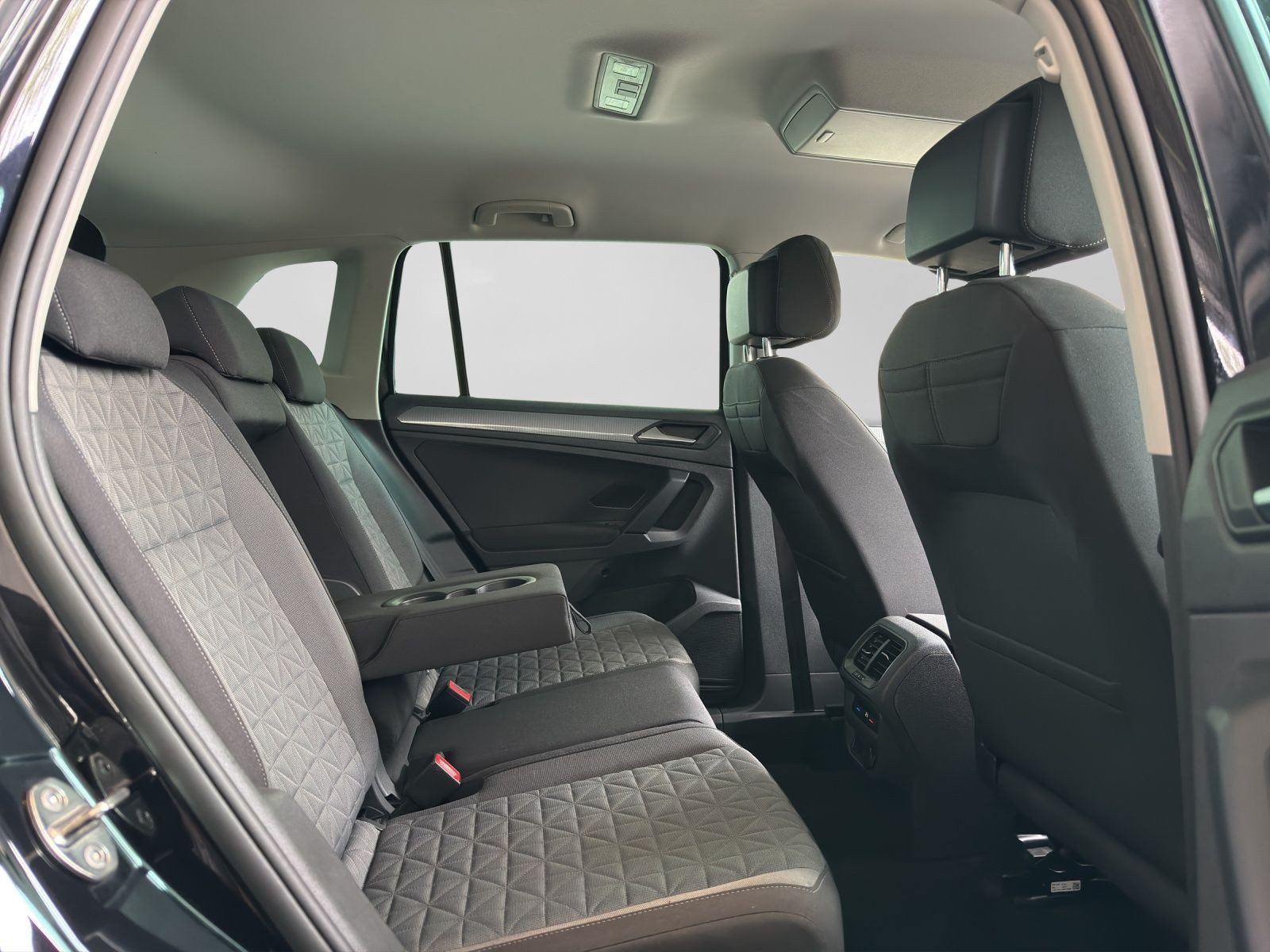 Volkswagen Tiguan – Bild 6