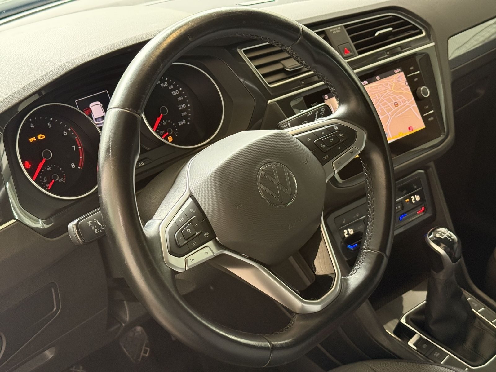 Volkswagen Tiguan – Bild 9