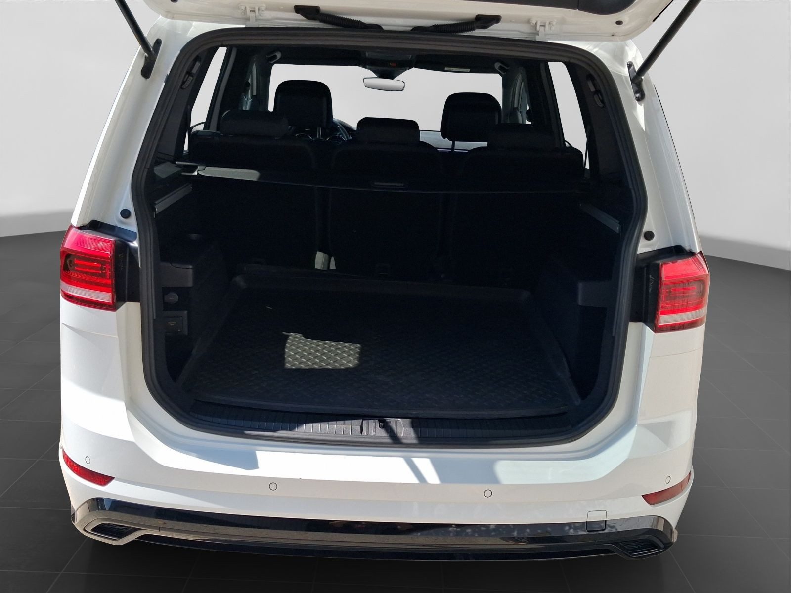Volkswagen Touran – Bild 17