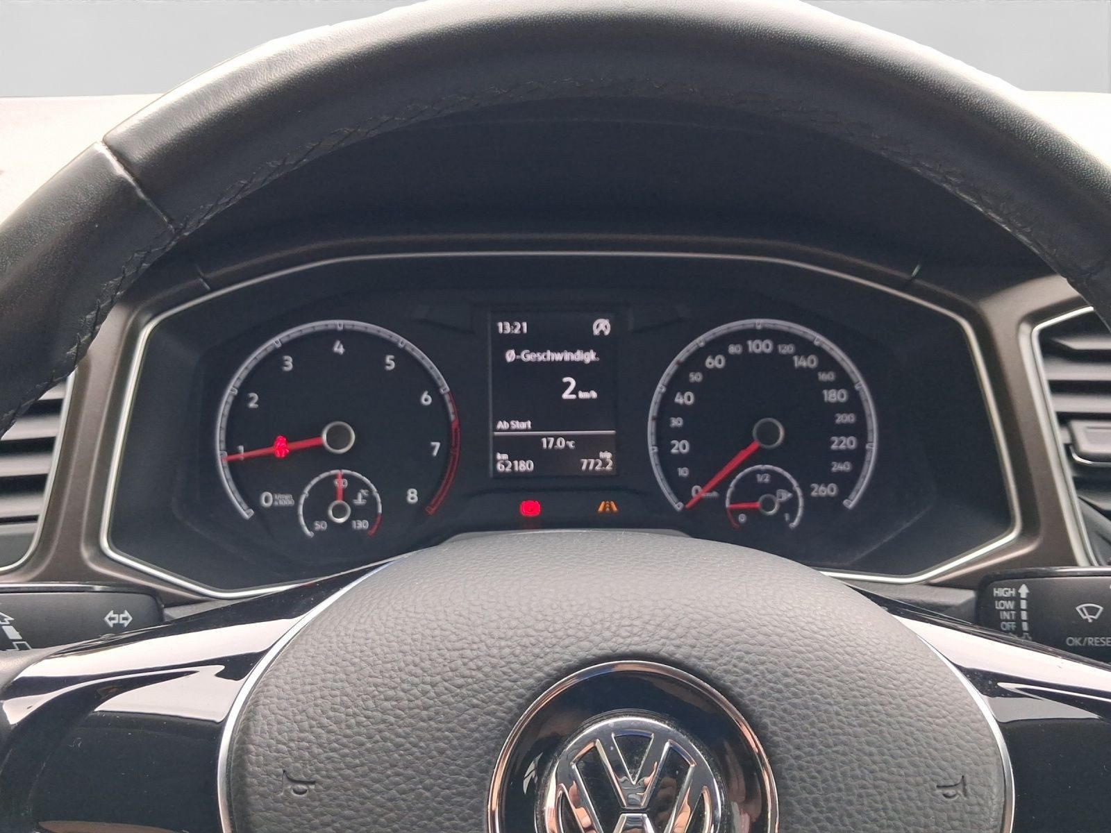 Volkswagen T-Roc – Foto 10