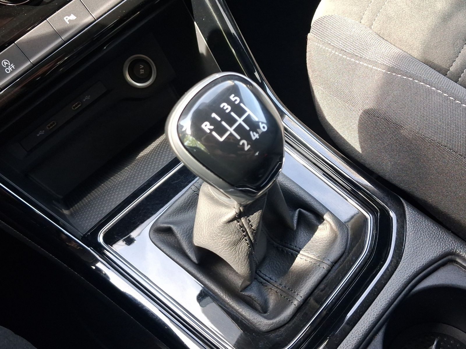 Volkswagen Touran – Bild 11