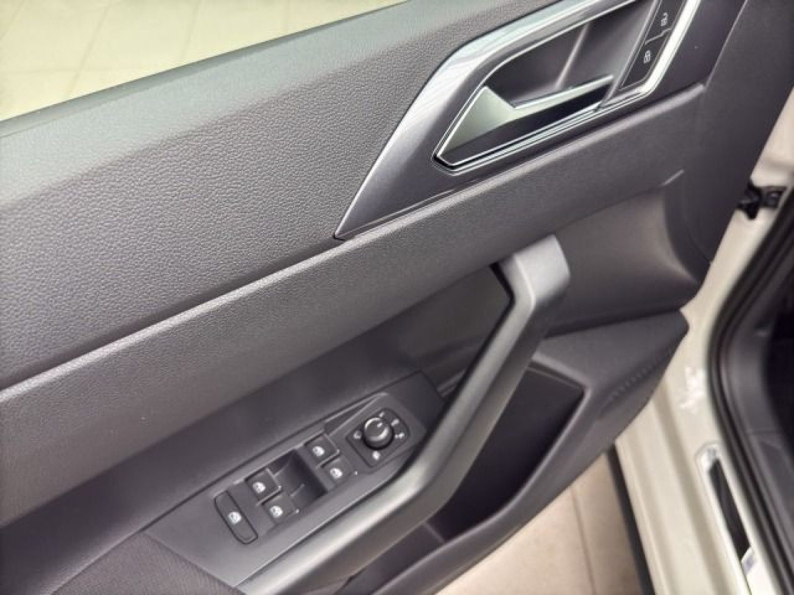 Volkswagen Polo – Bild 8