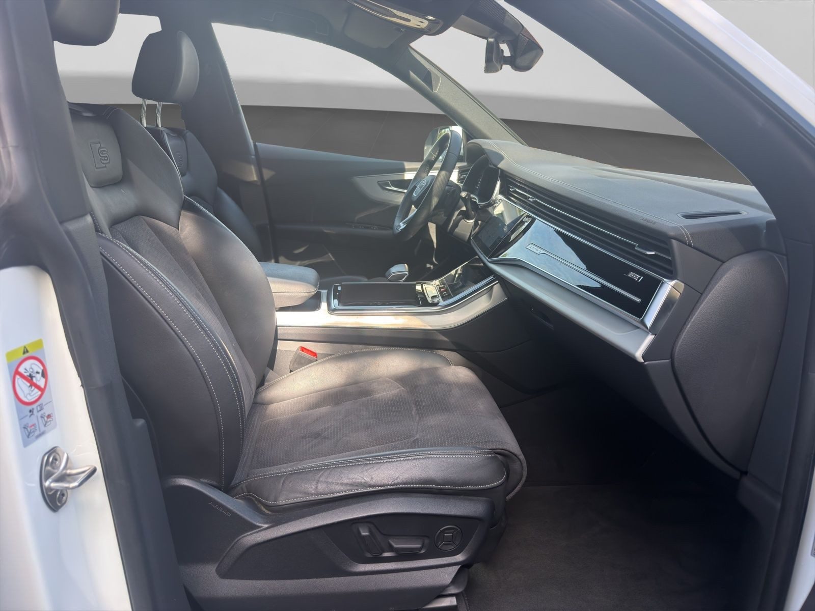Audi Q8 – Foto 4