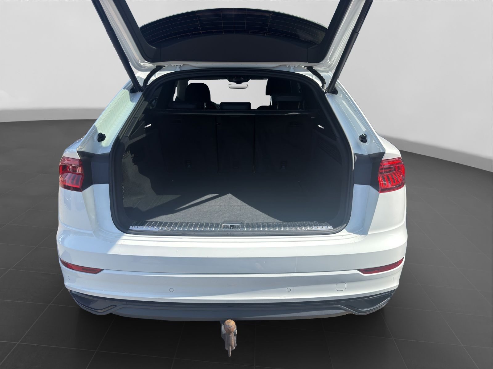 Audi Q8 – Foto 17