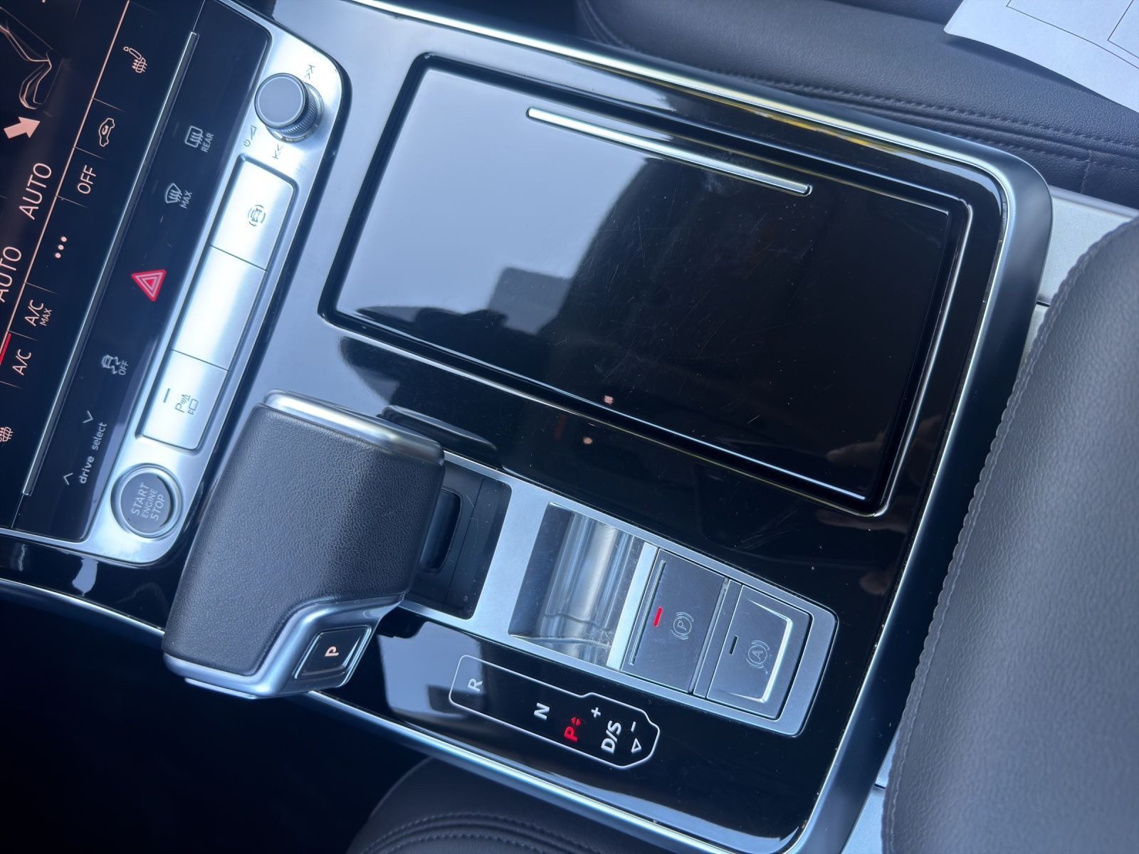 Audi Q8 – Foto 11