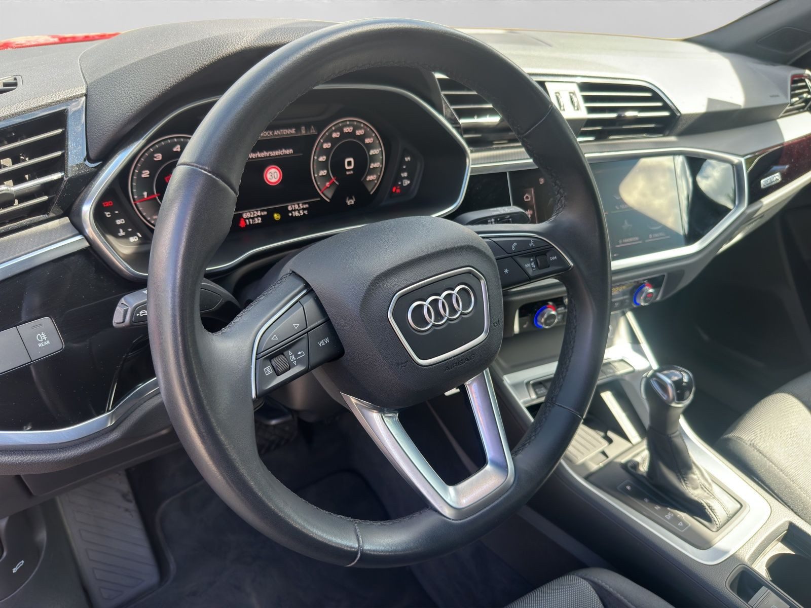 Audi Q3 Sportback – Foto 9