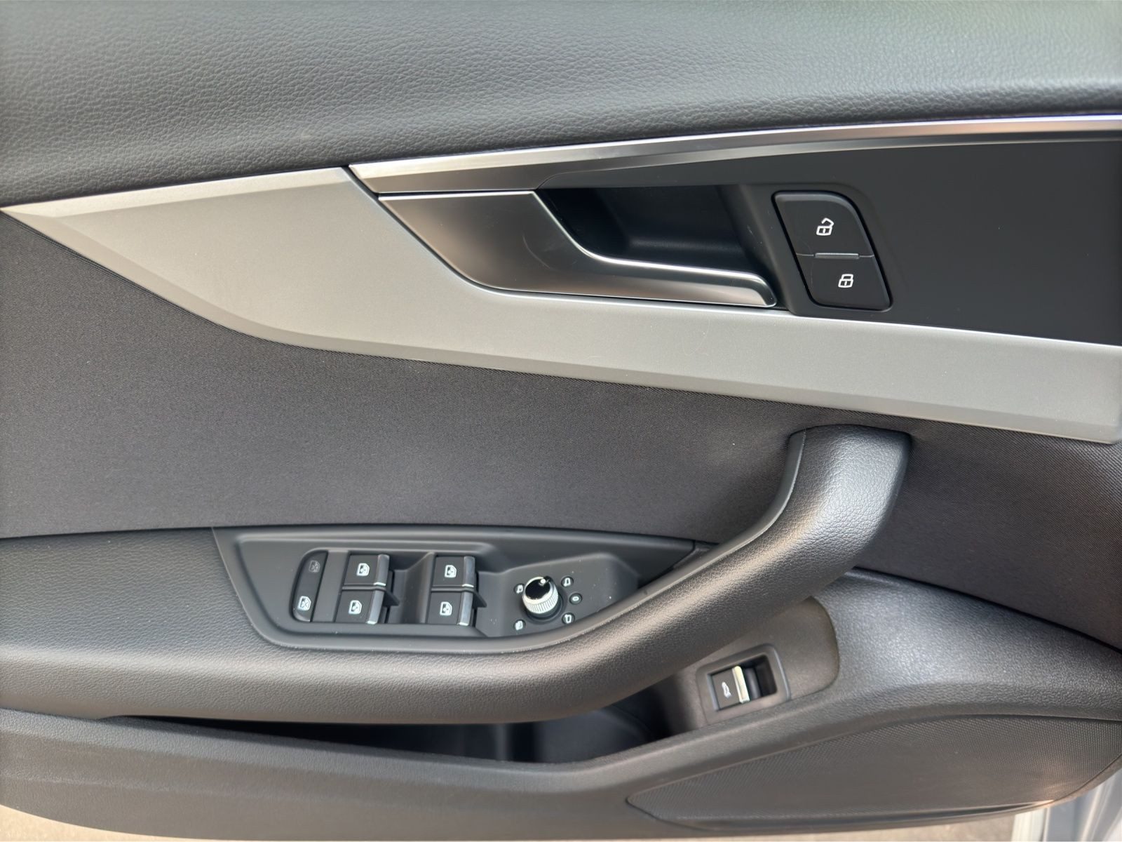 Audi A4 – Bild 8