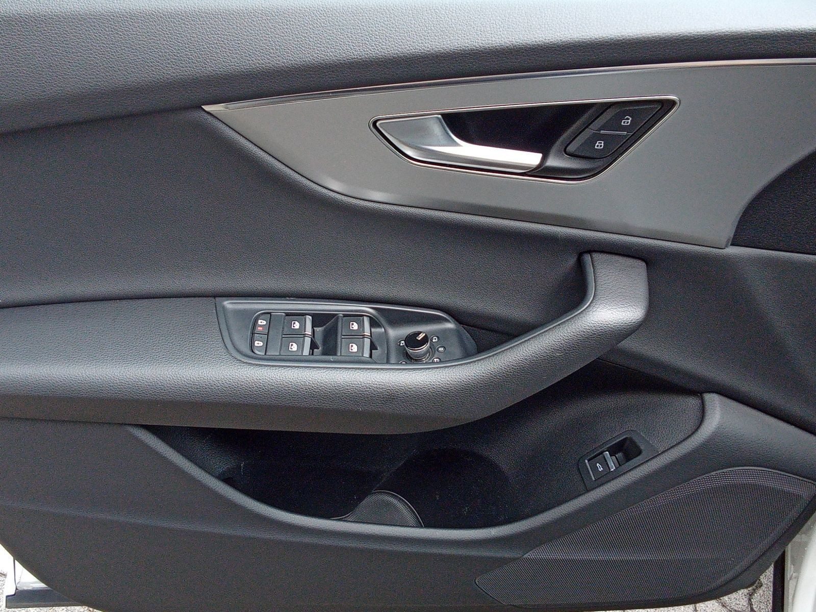 Audi Q8 – Foto 8