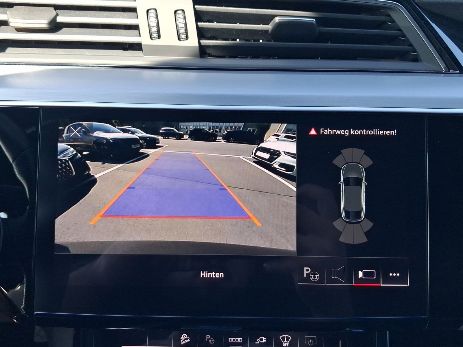 Audi e-tron Sportback – Foto 12