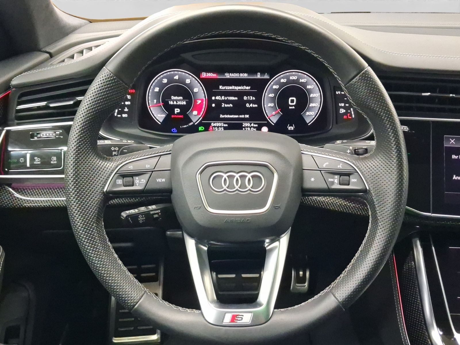 Audi SQ8 – Foto 9