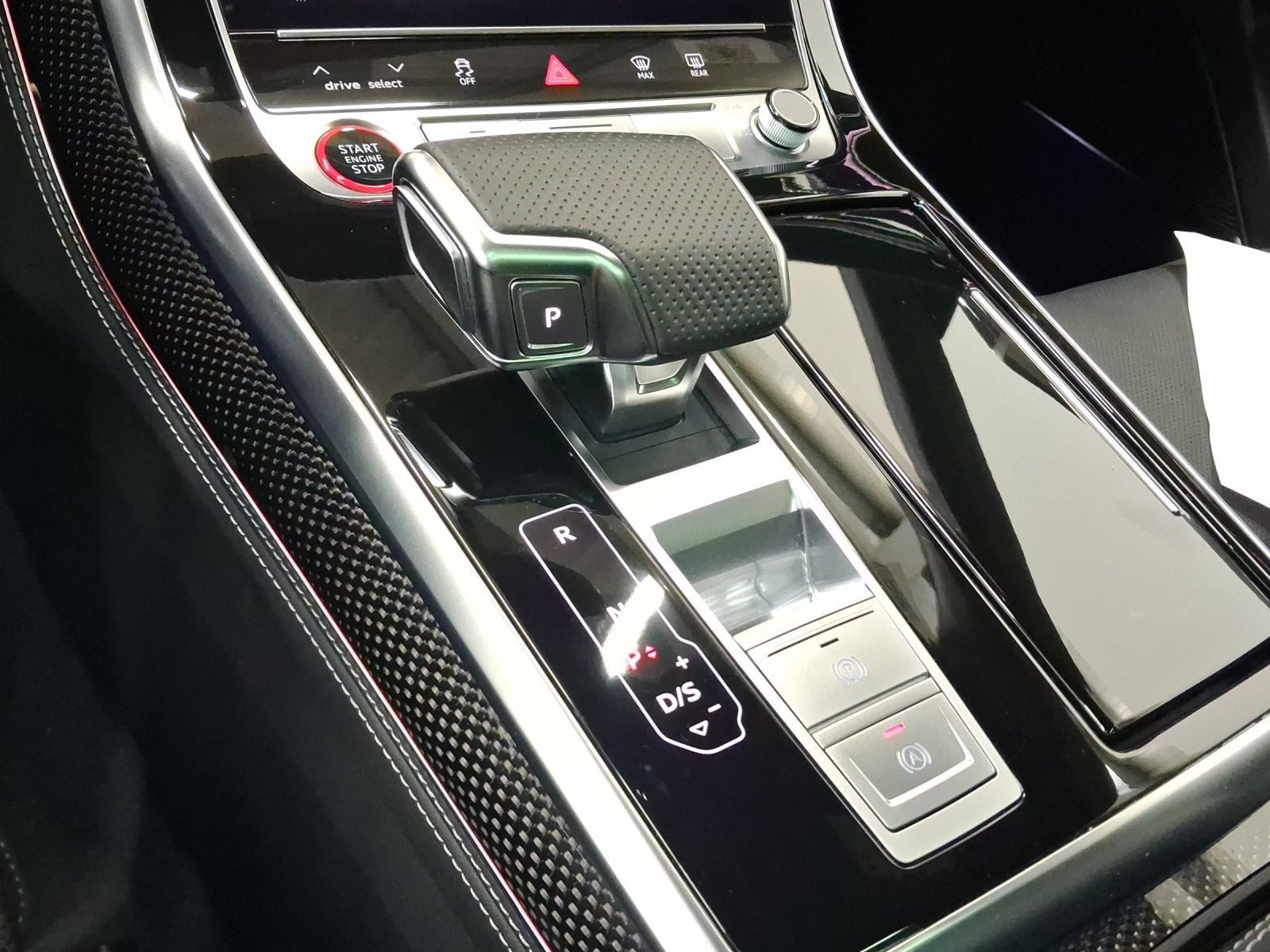 Audi SQ8 – Foto 11