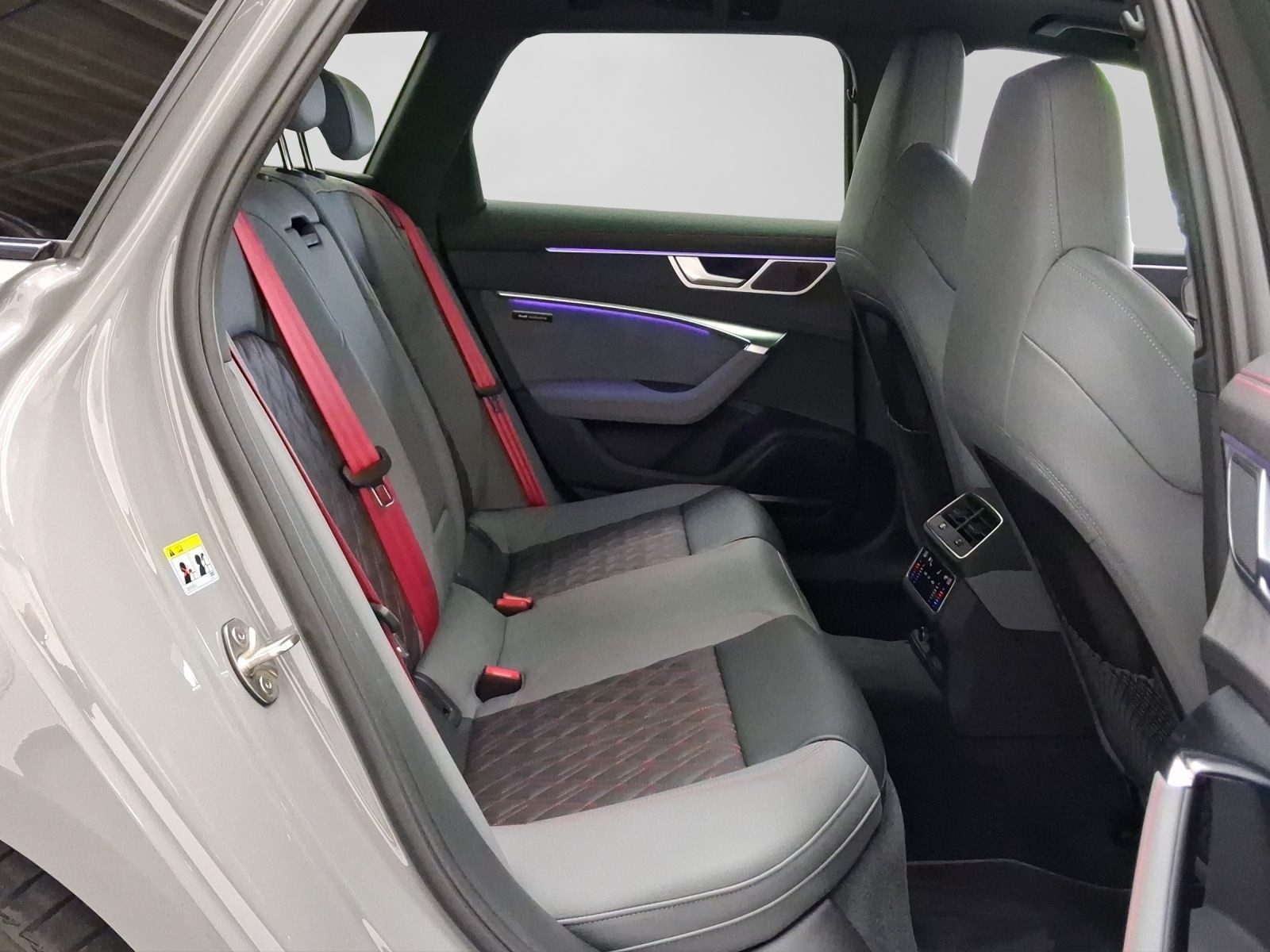 Audi S6 Avant – Bild 6