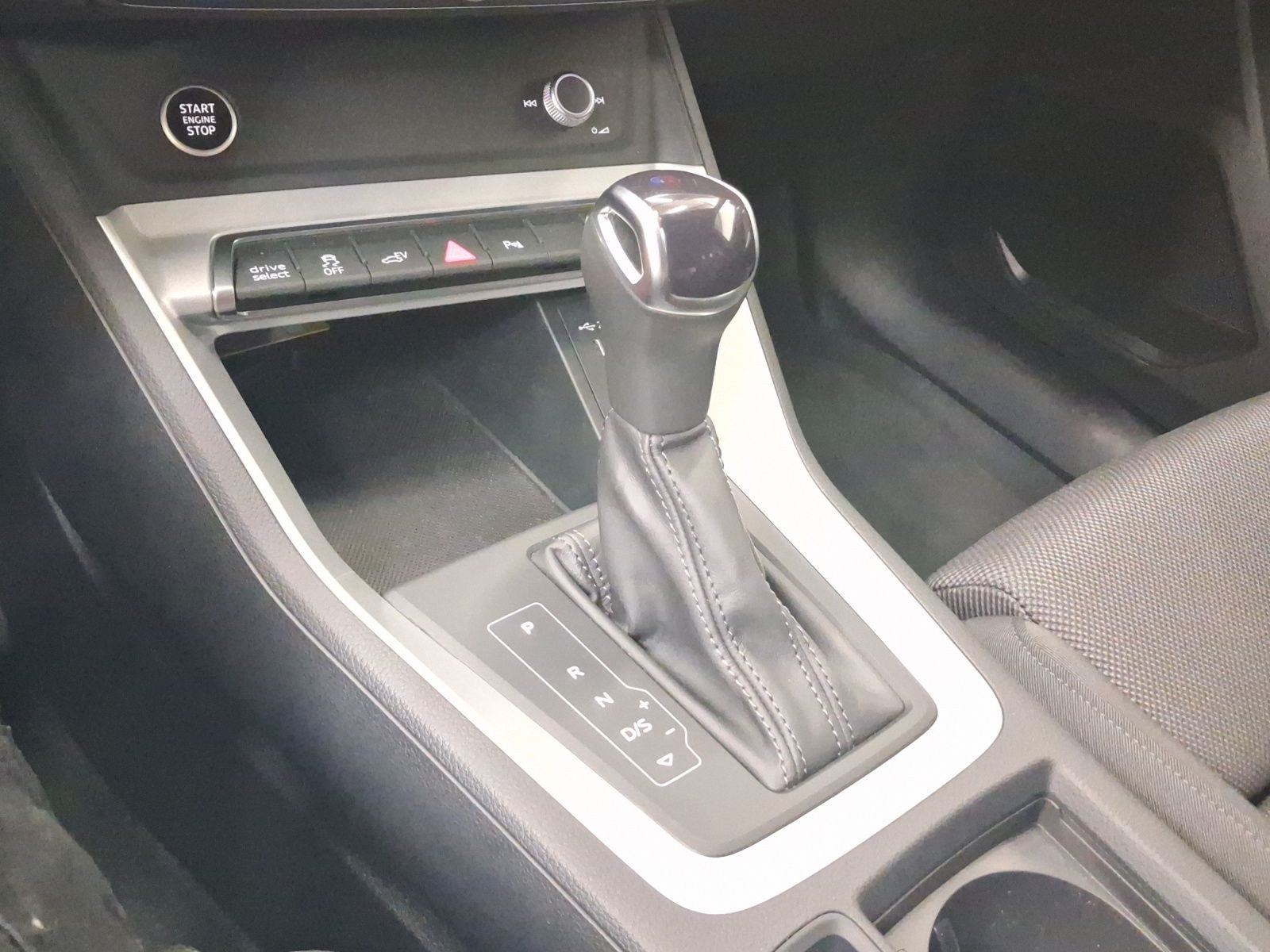 Audi Q3 – Foto 11