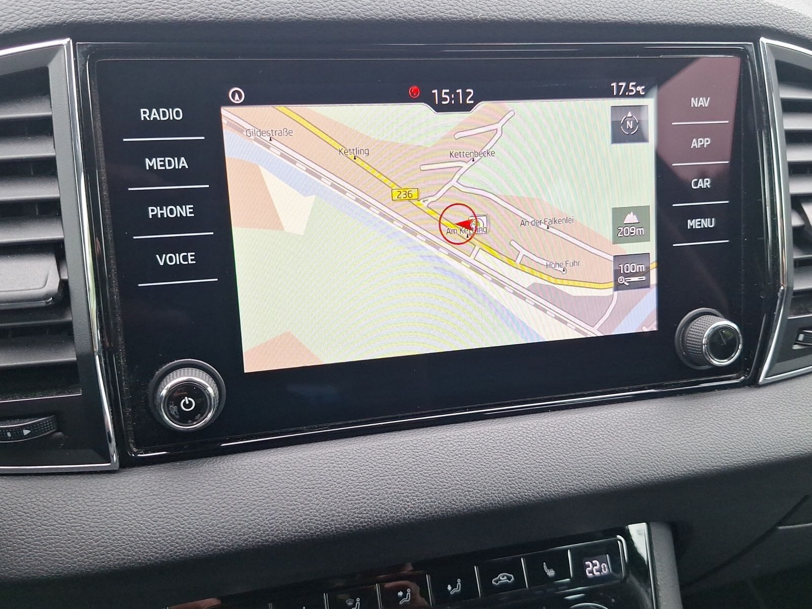 Skoda Karoq – Foto 12