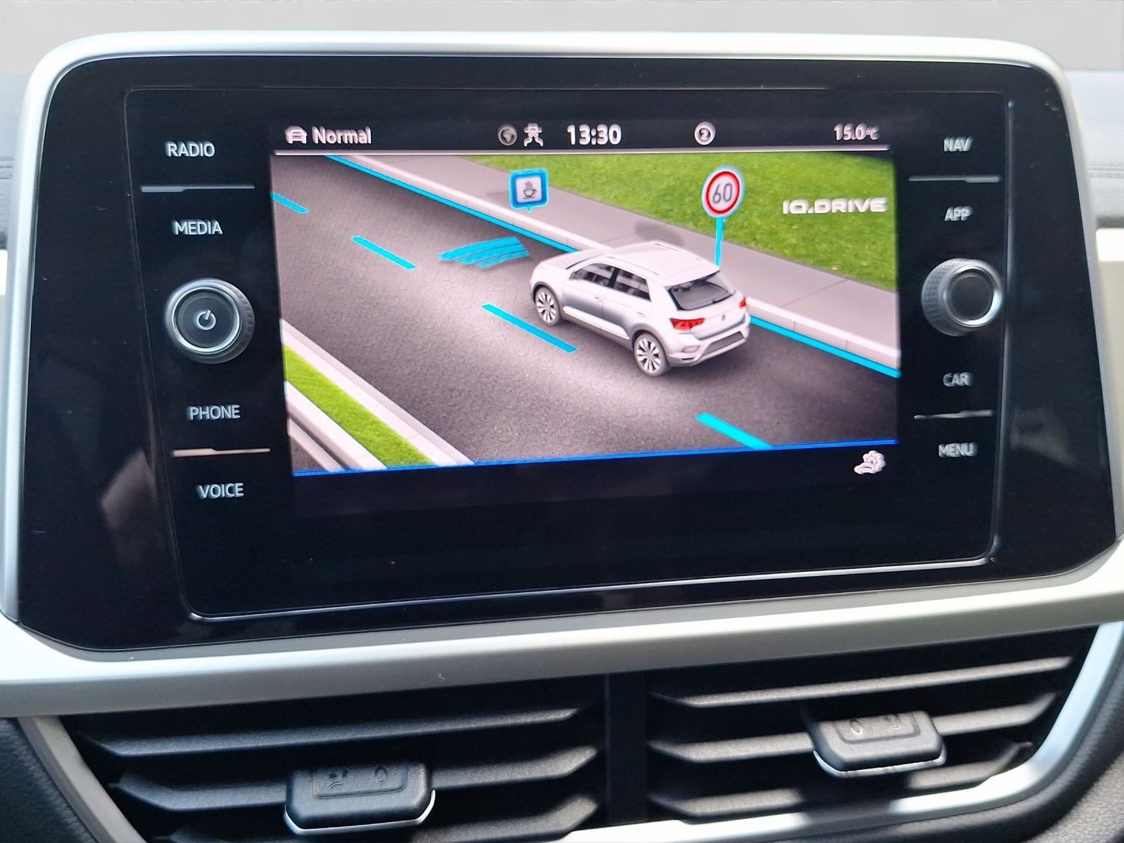 Volkswagen T-Roc – Bild 13