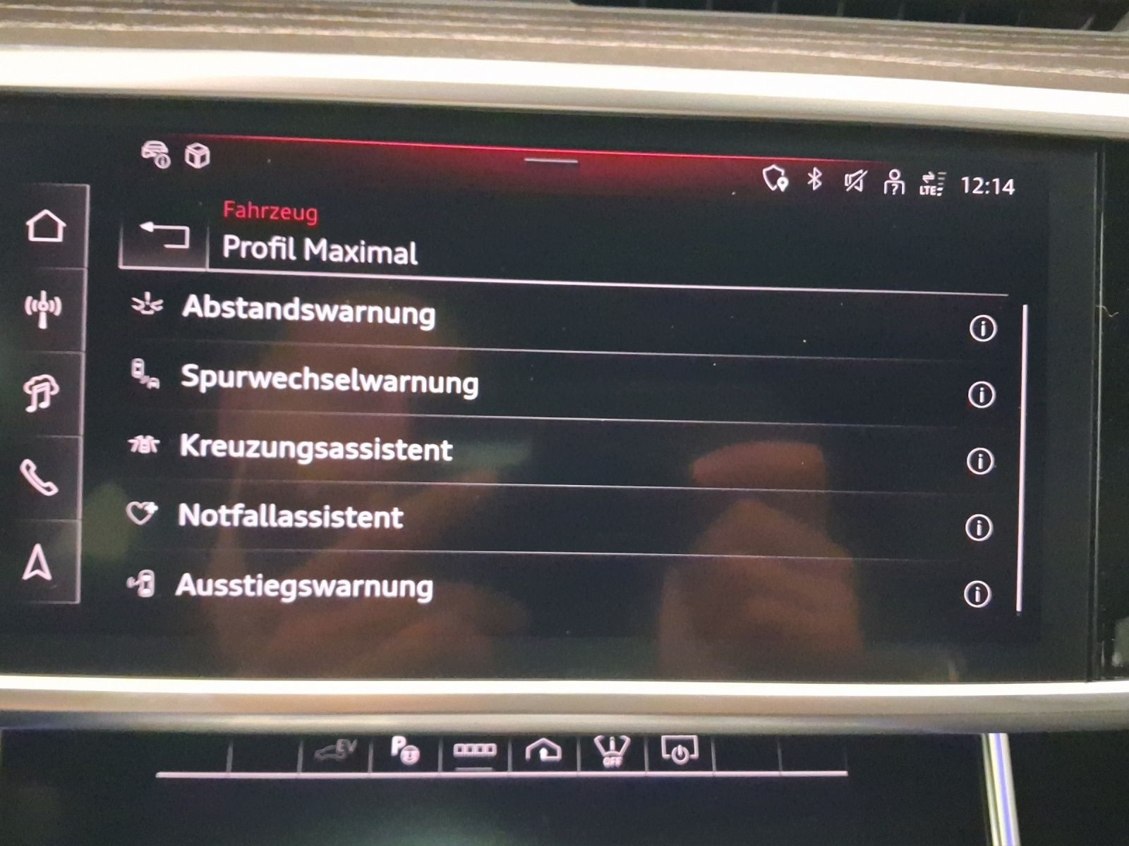 Audi A6 – Bild 12