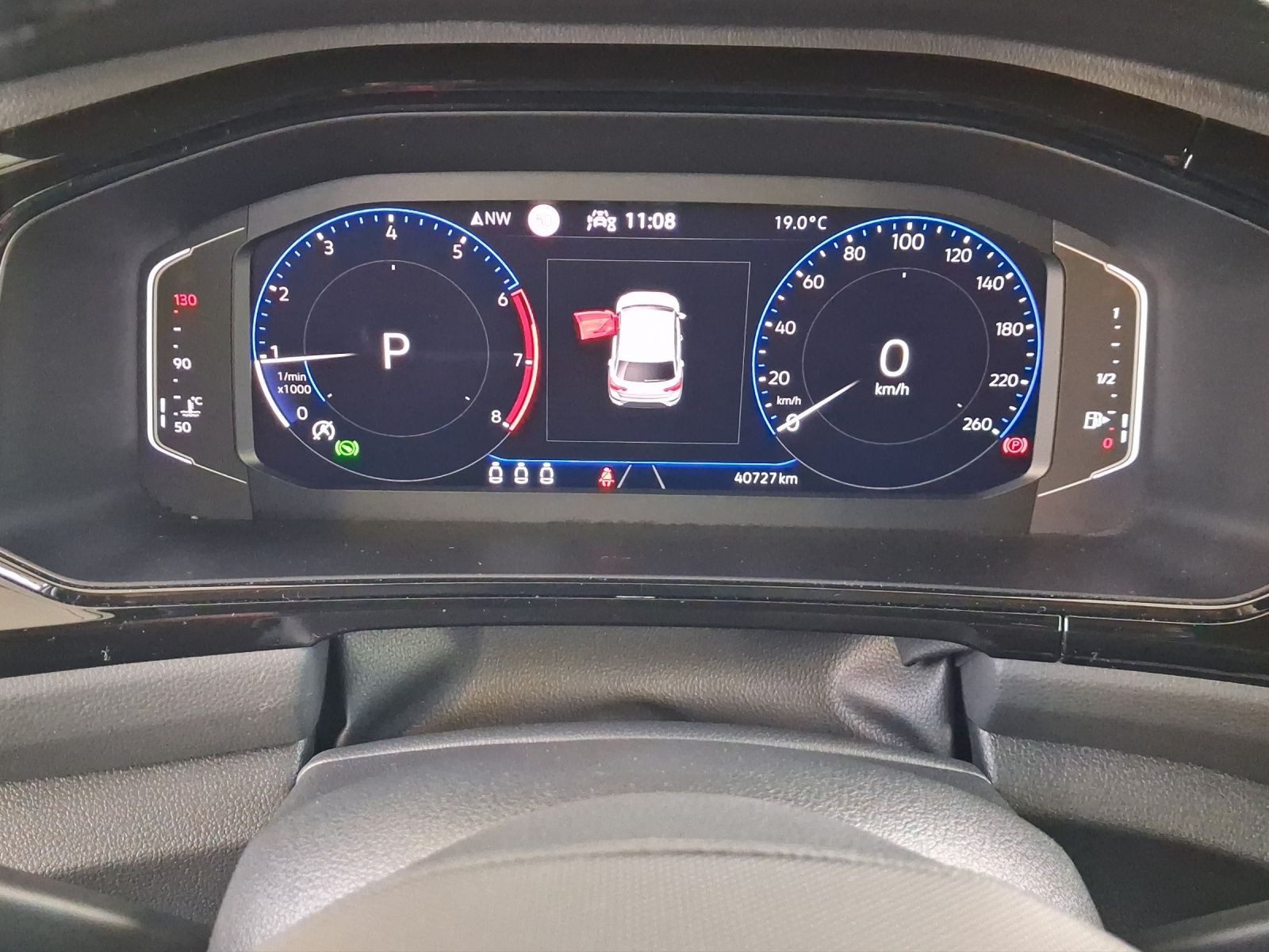 Volkswagen T-Roc – Foto 10