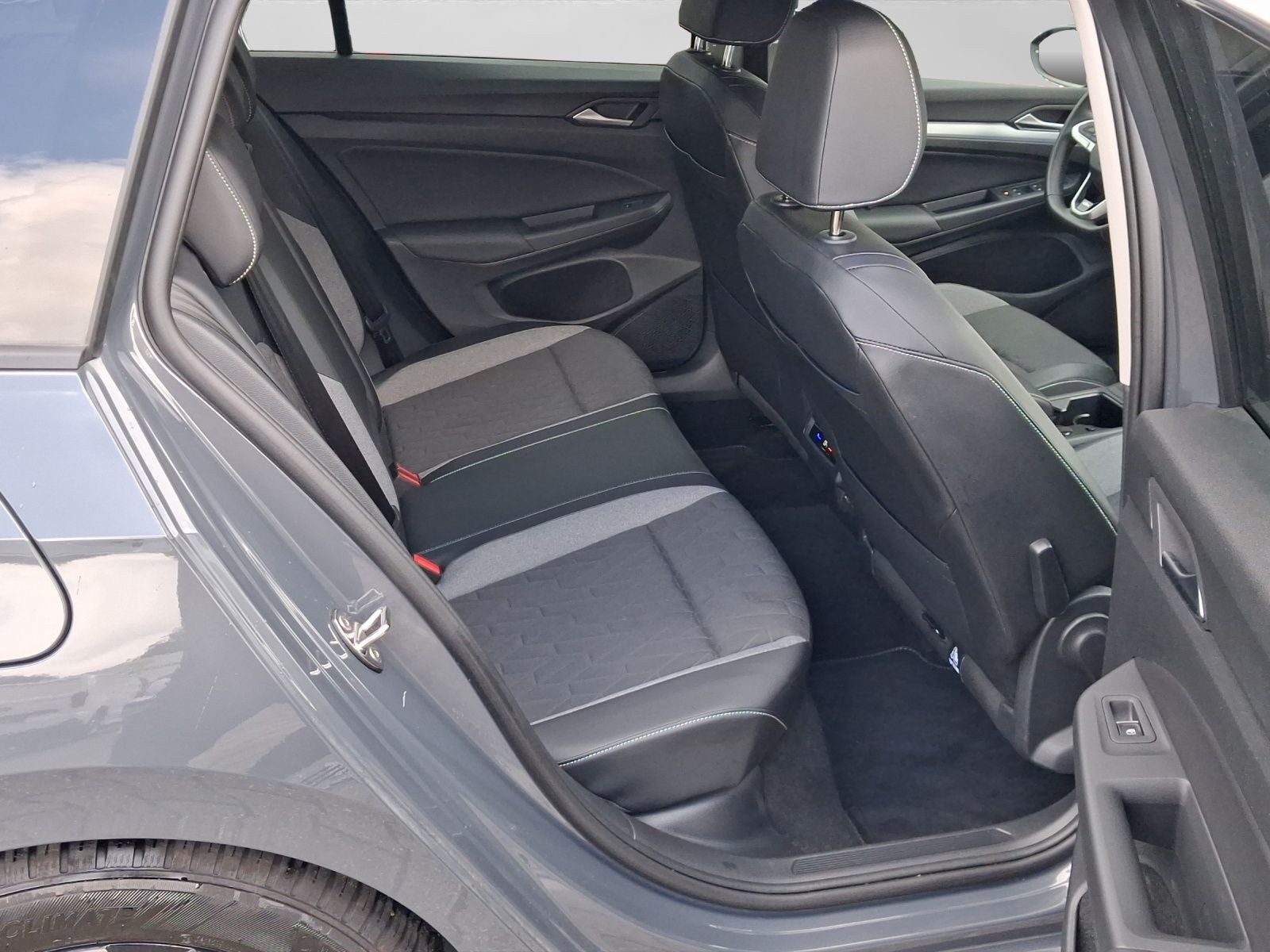 Volkswagen Golf Variant – Bild 6