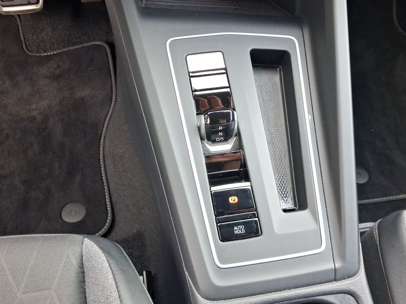 Volkswagen Golf Variant – Bild 11