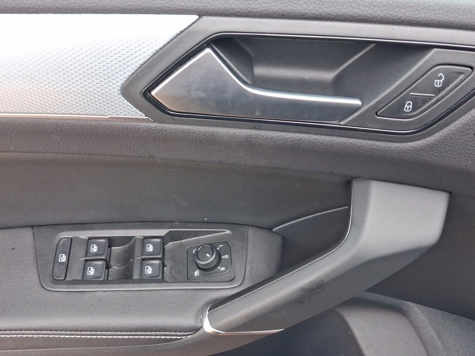 Volkswagen Touran – Bild 8