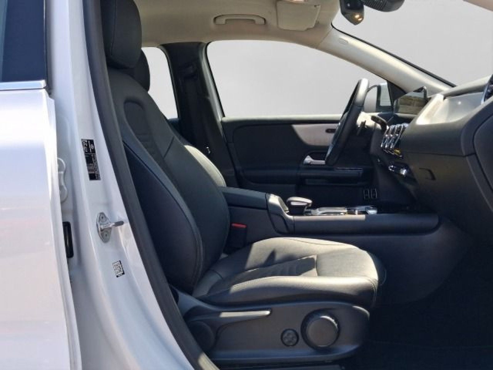 Mercedes-Benz GLA 250 – Bild 4