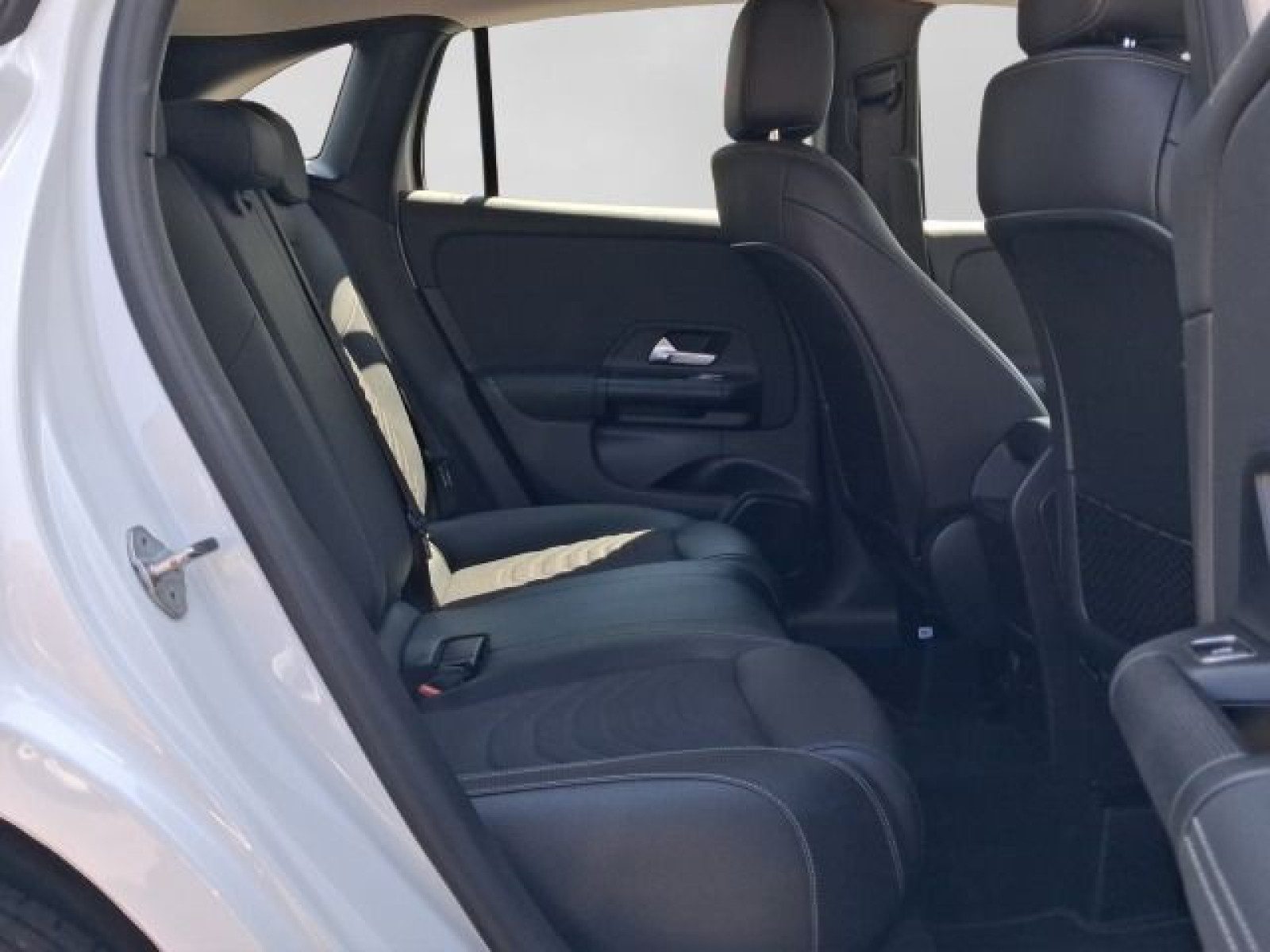 Mercedes-Benz GLA 250 – Bild 6