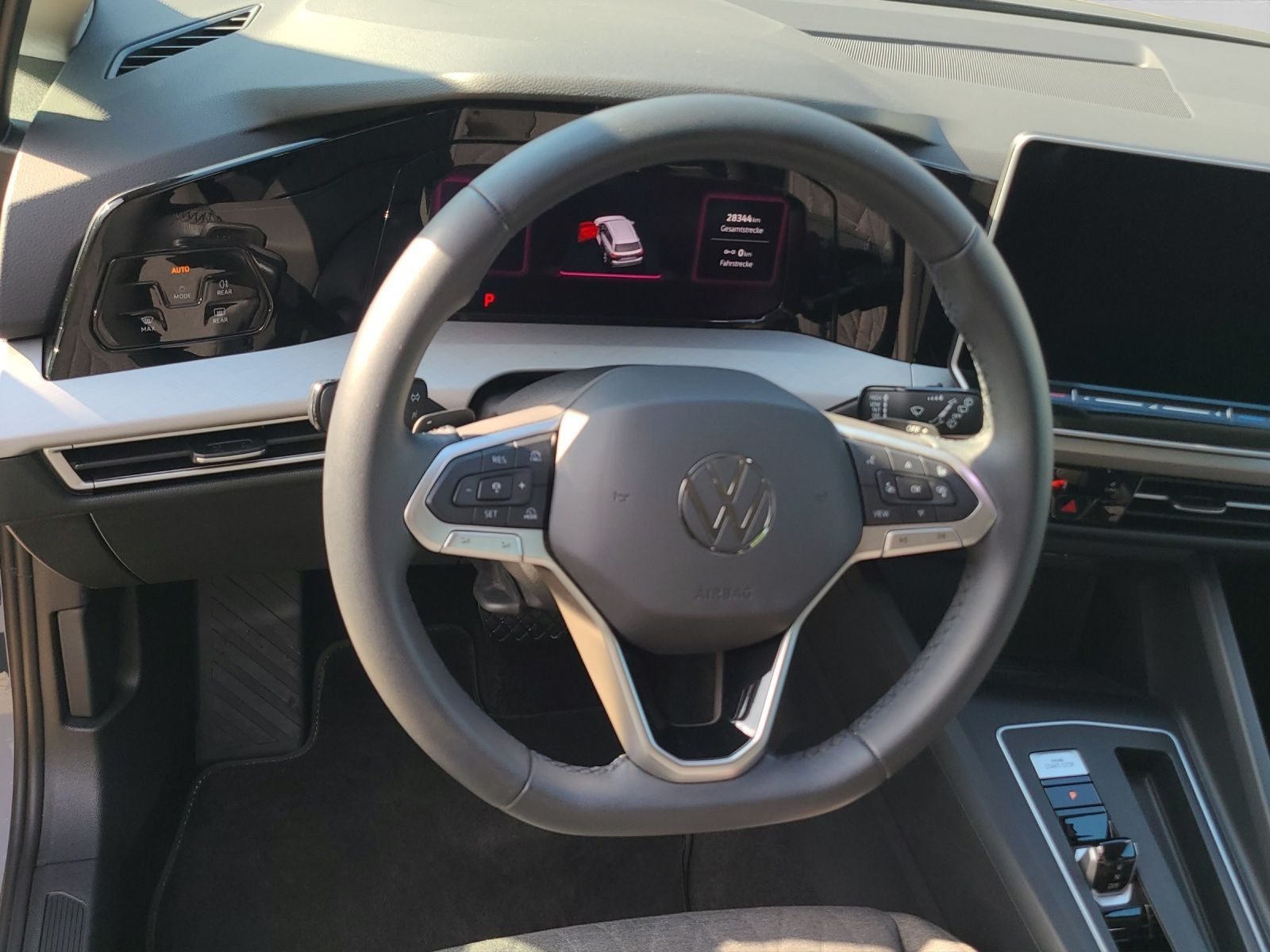 Volkswagen Golf Variant – Bild 9