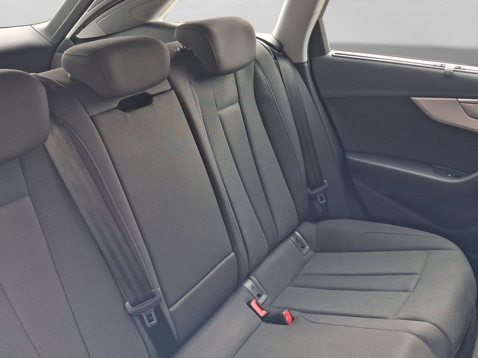 Audi A4 Avant – Bild 7