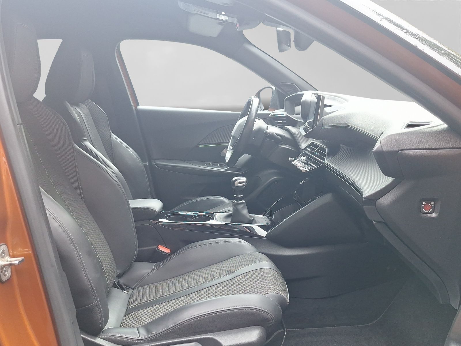 Peugeot 2008 – Bild 4