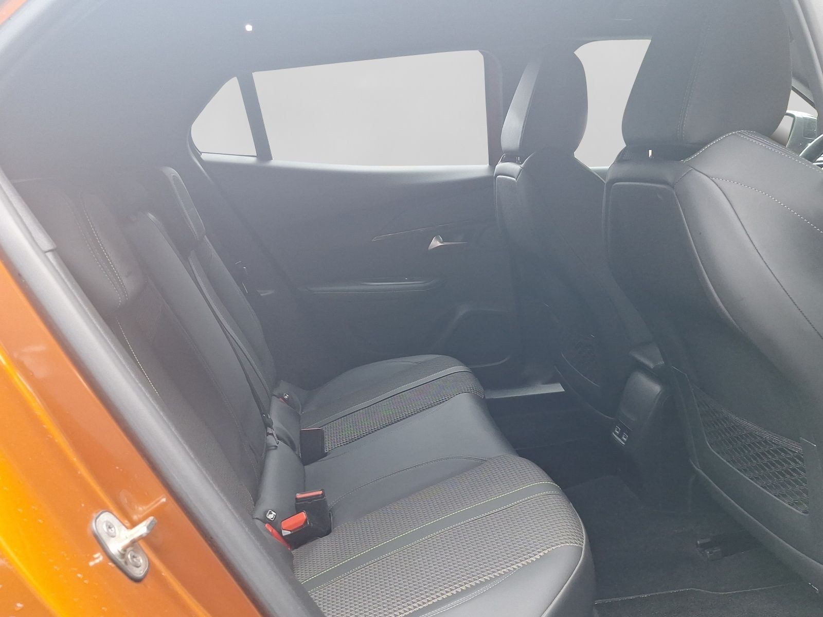 Peugeot 2008 – Bild 6