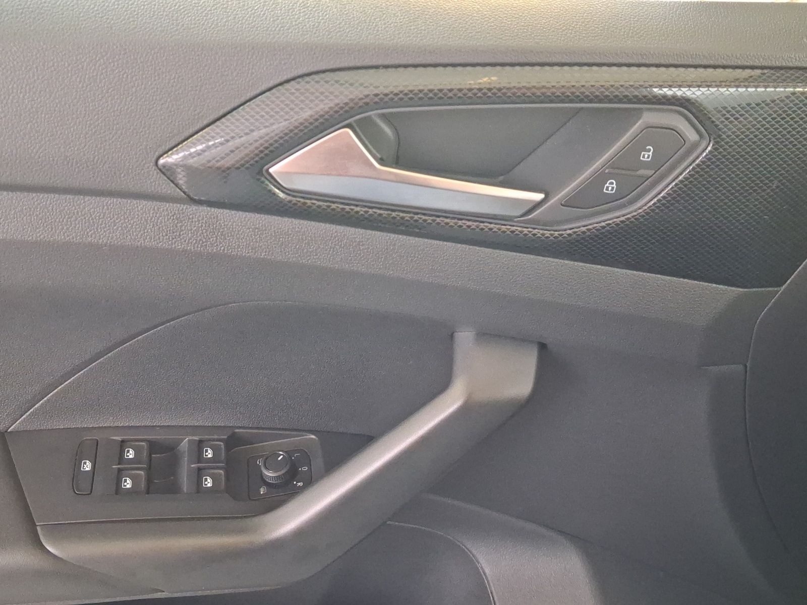 Volkswagen T-Cross – Bild 8
