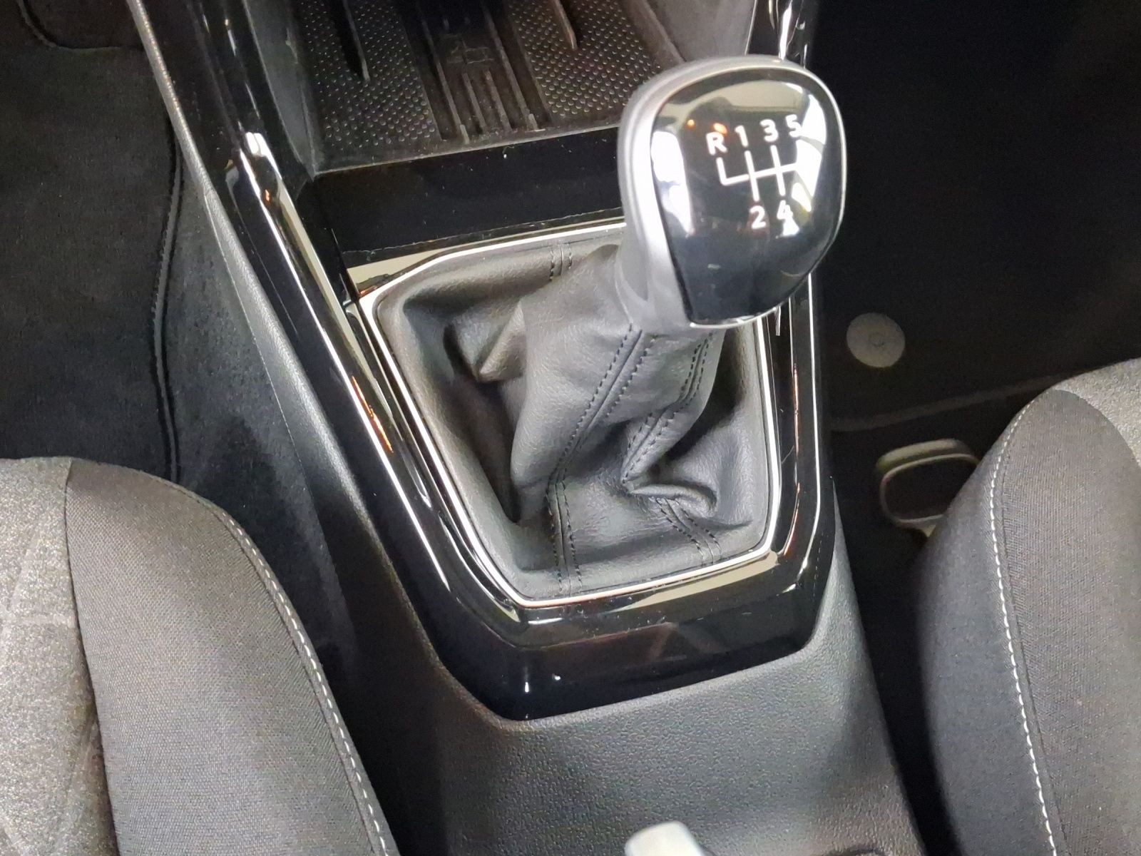 Volkswagen T-Cross – Bild 11