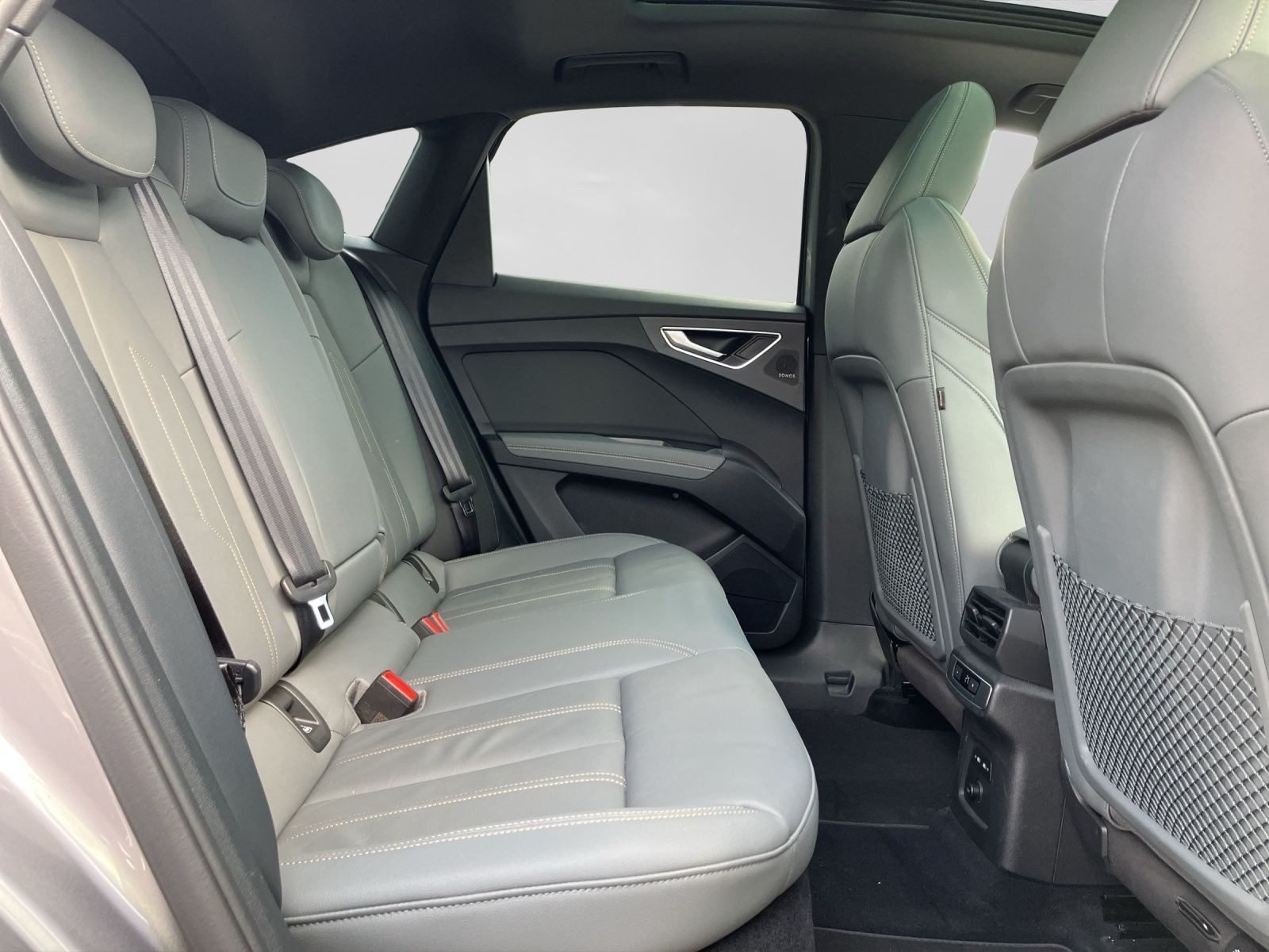 Audi Q4 Sportback e-tron – Foto 6