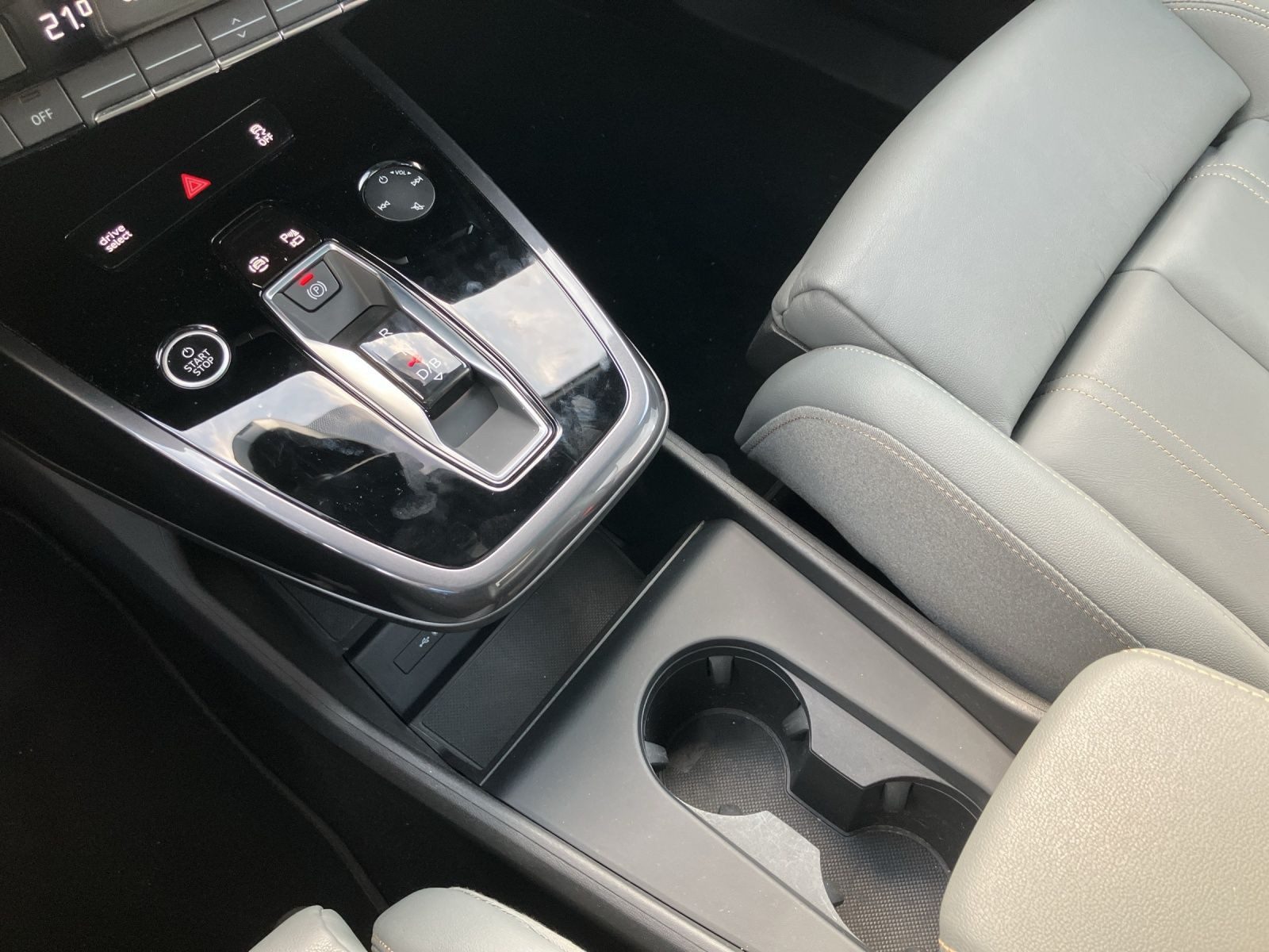 Audi Q4 Sportback e-tron – Foto 11