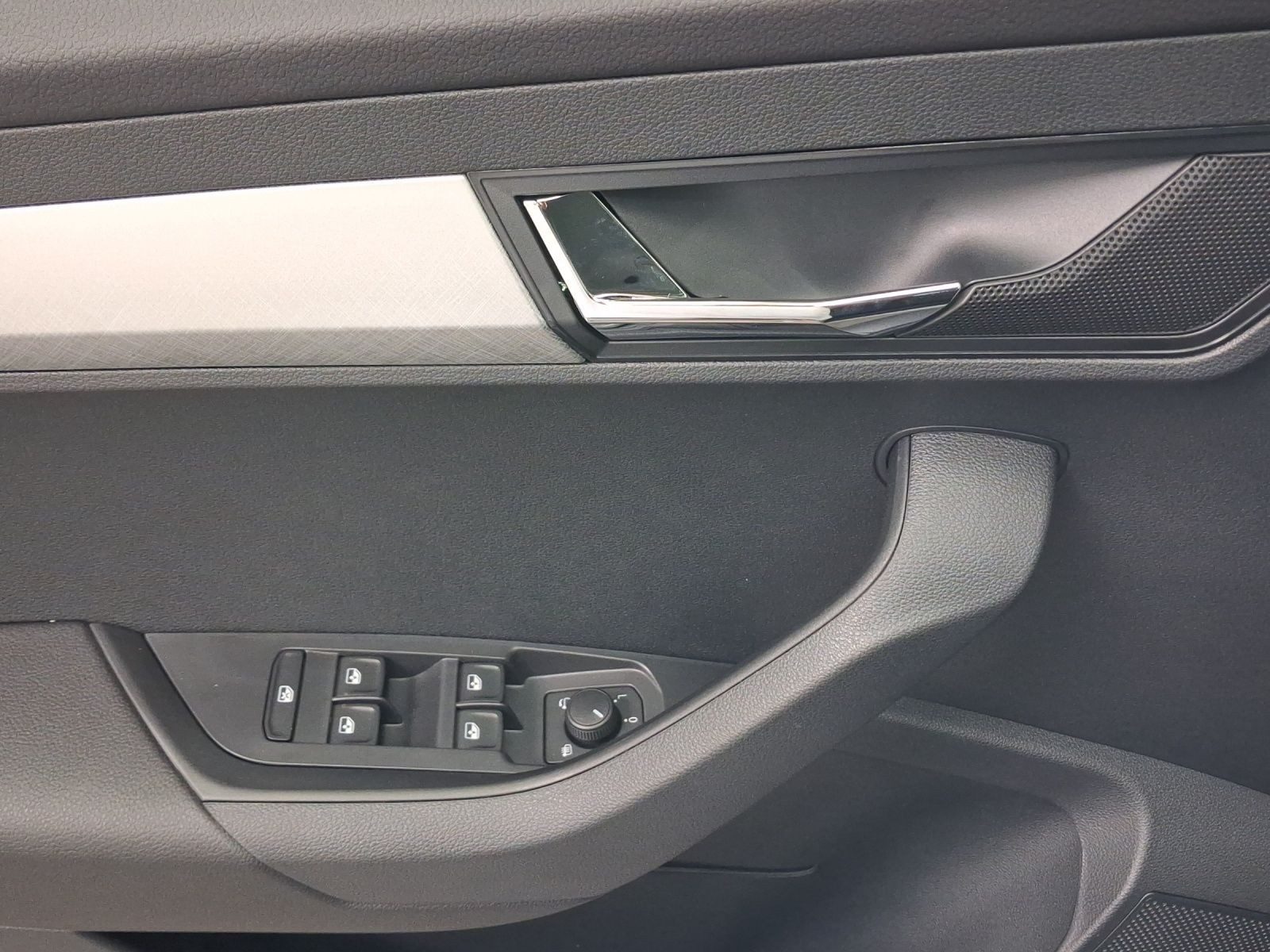 Skoda Karoq – Foto 8