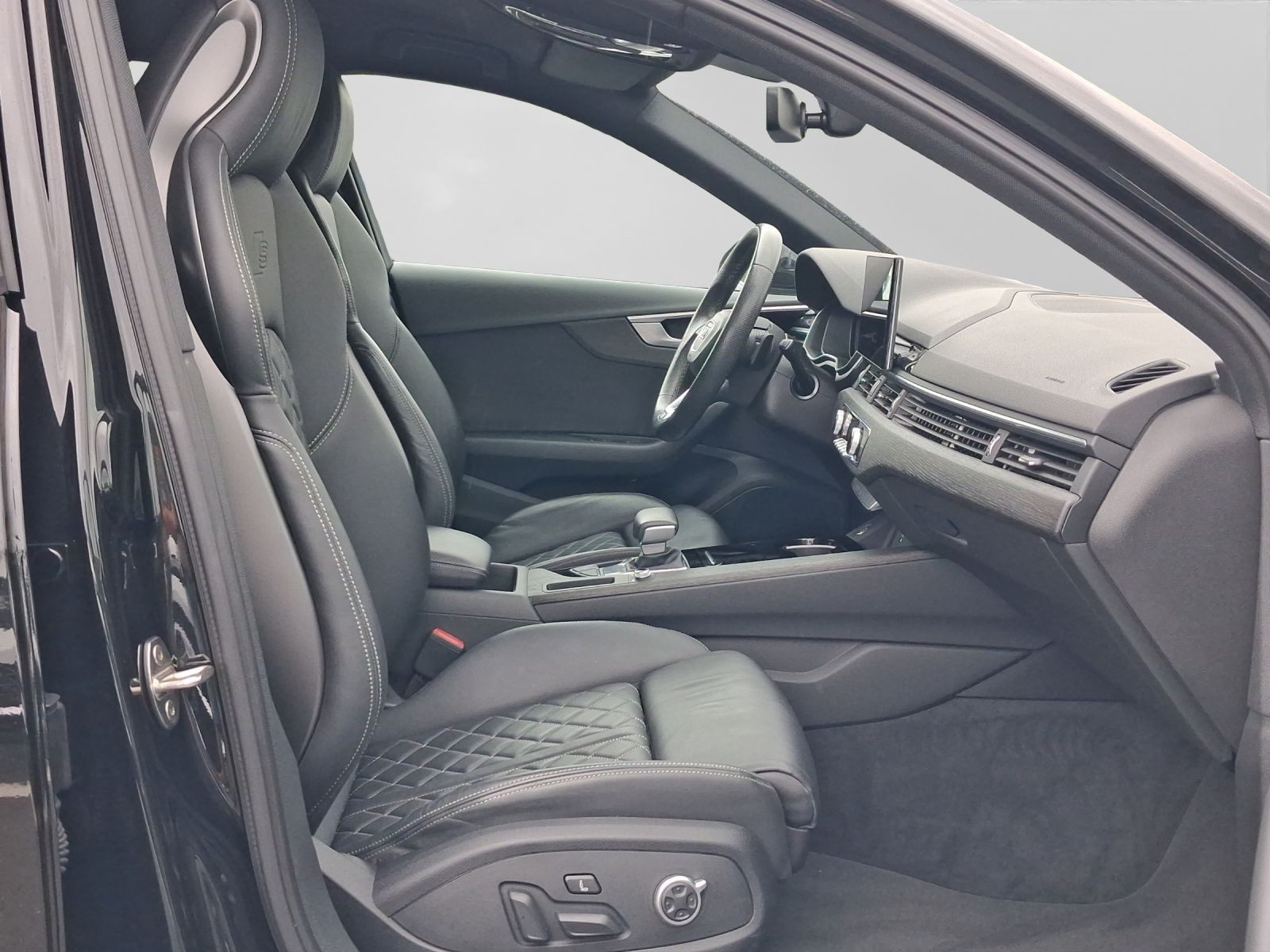 Audi A4 Avant – Foto 4
