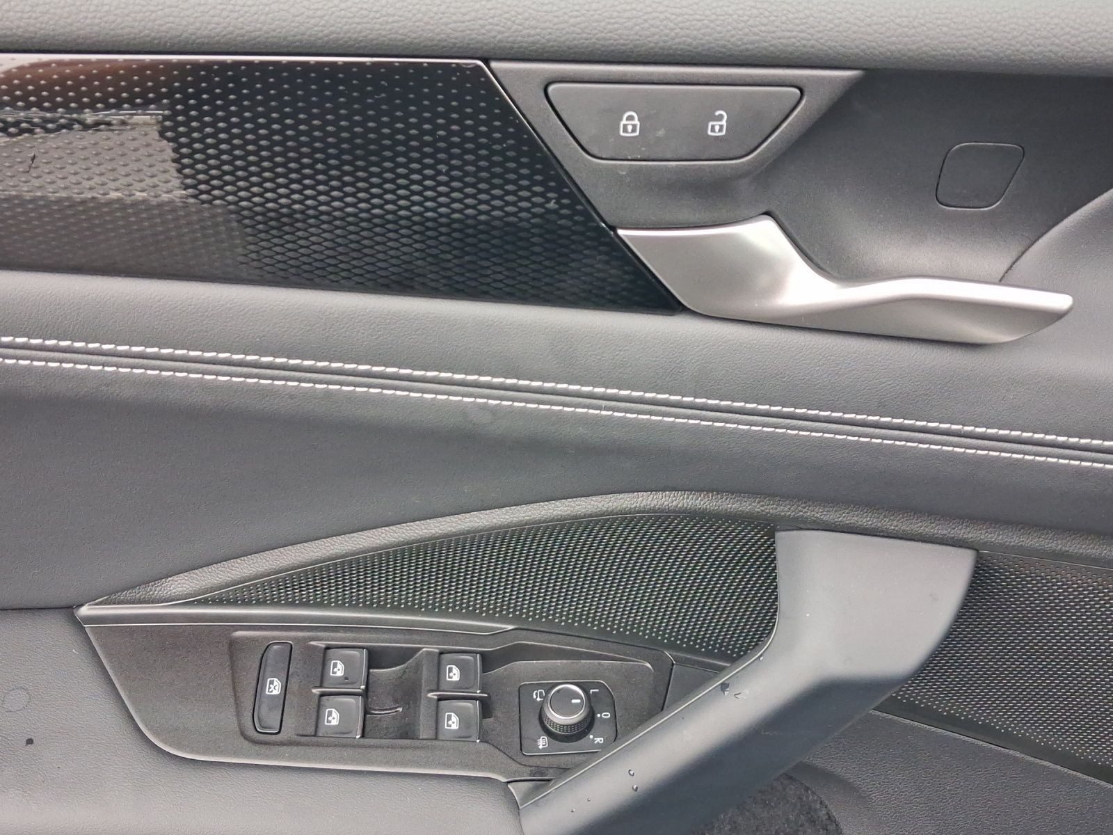Volkswagen Tiguan – Bild 8