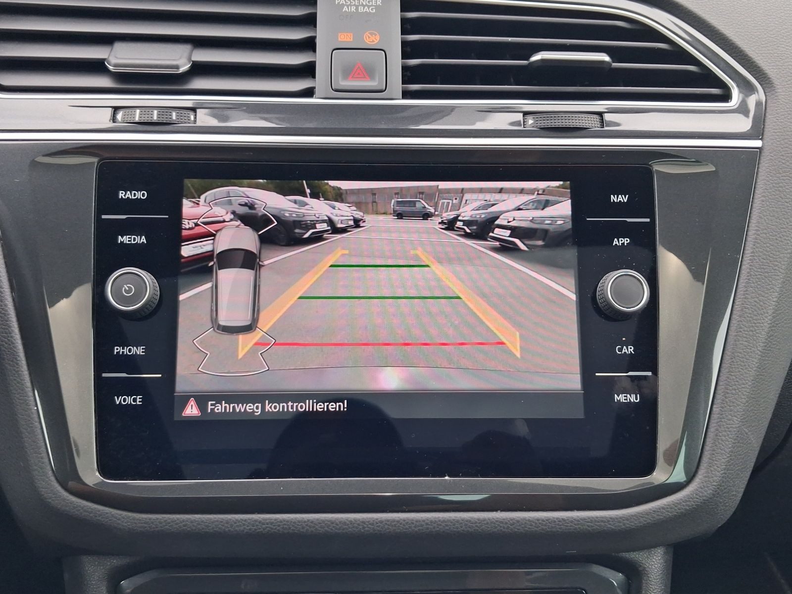 Volkswagen Tiguan – Bild 12
