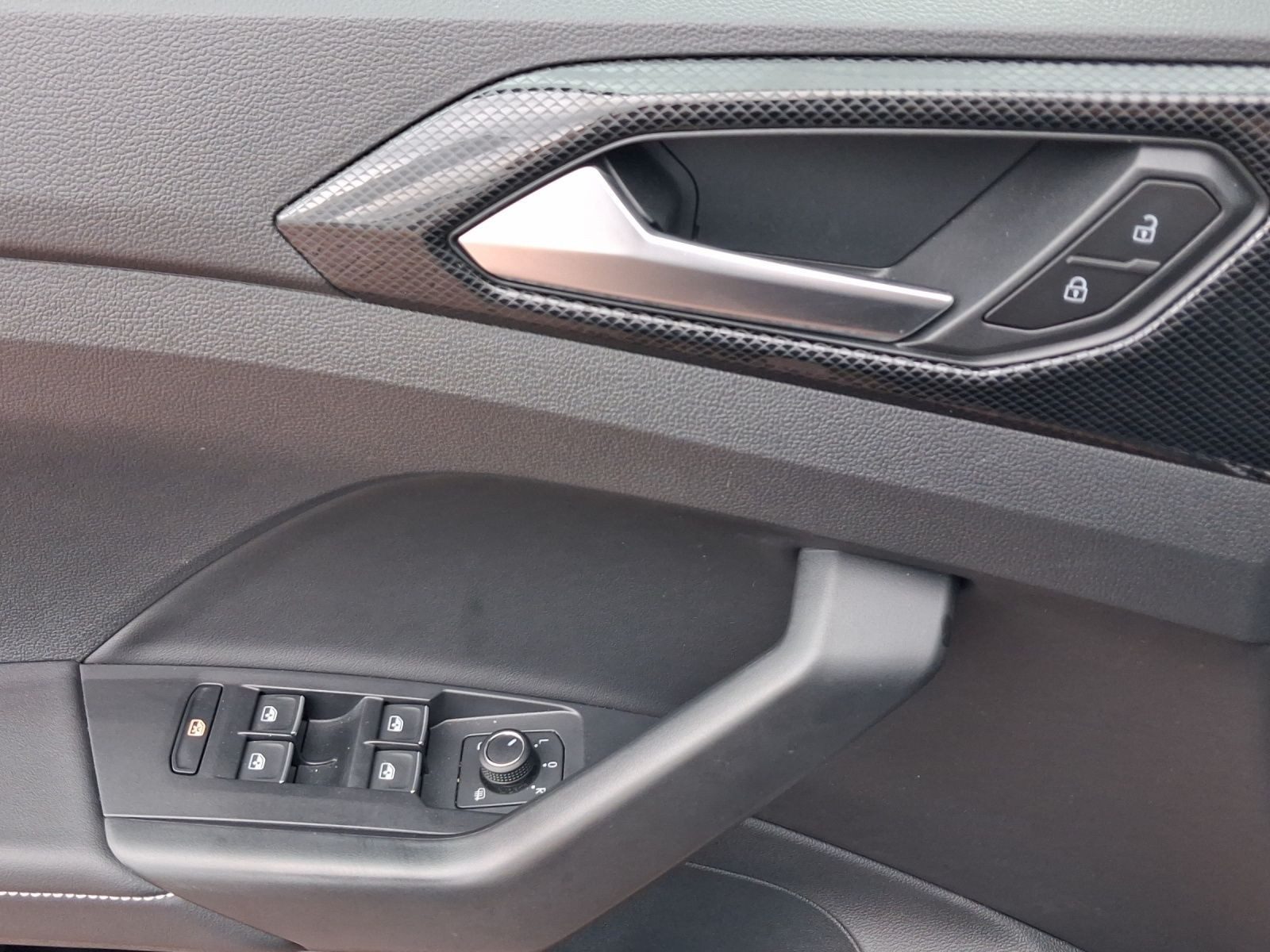 Volkswagen T-Cross – Bild 8