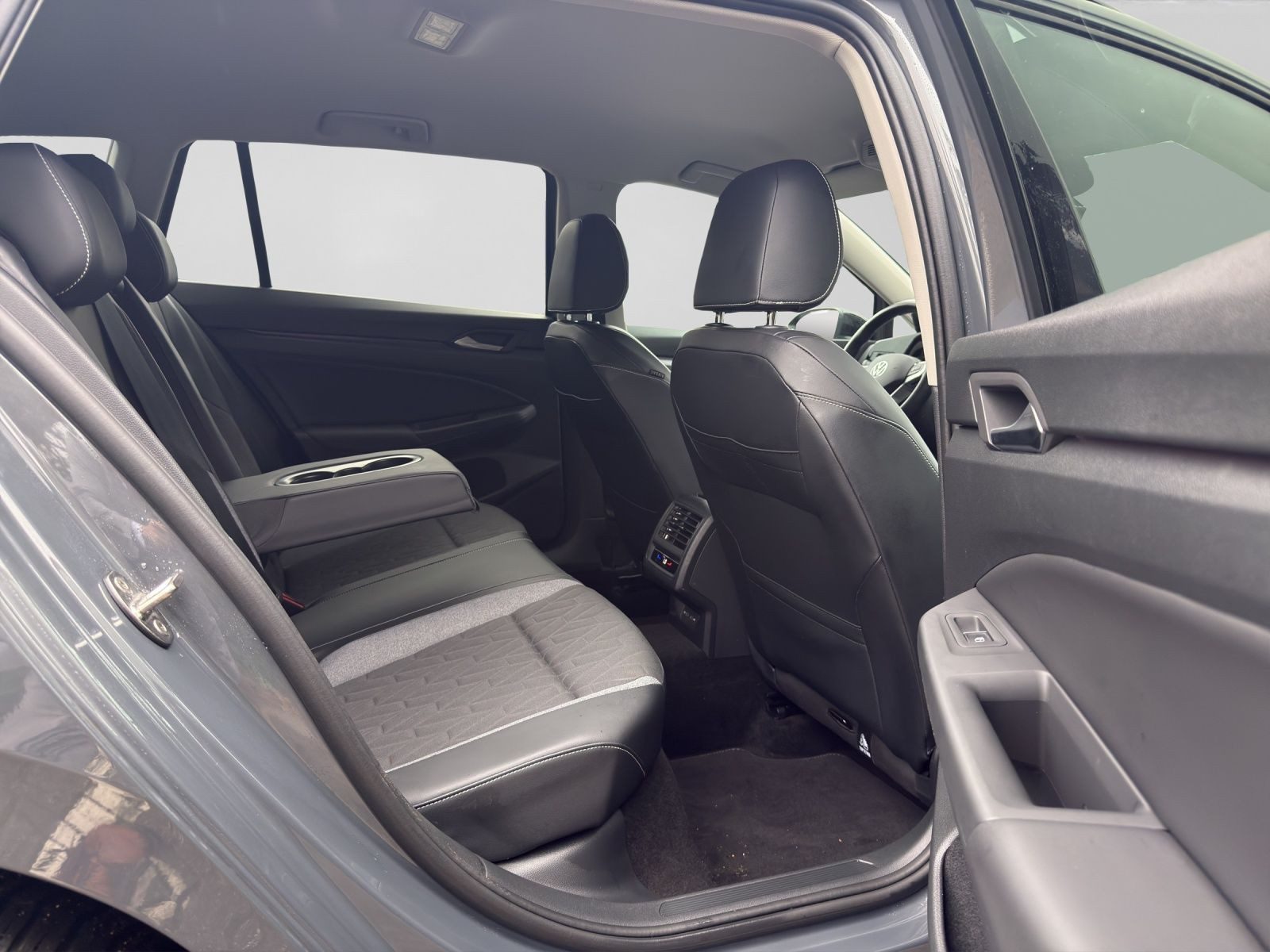 Volkswagen Golf Variant – Bild 6