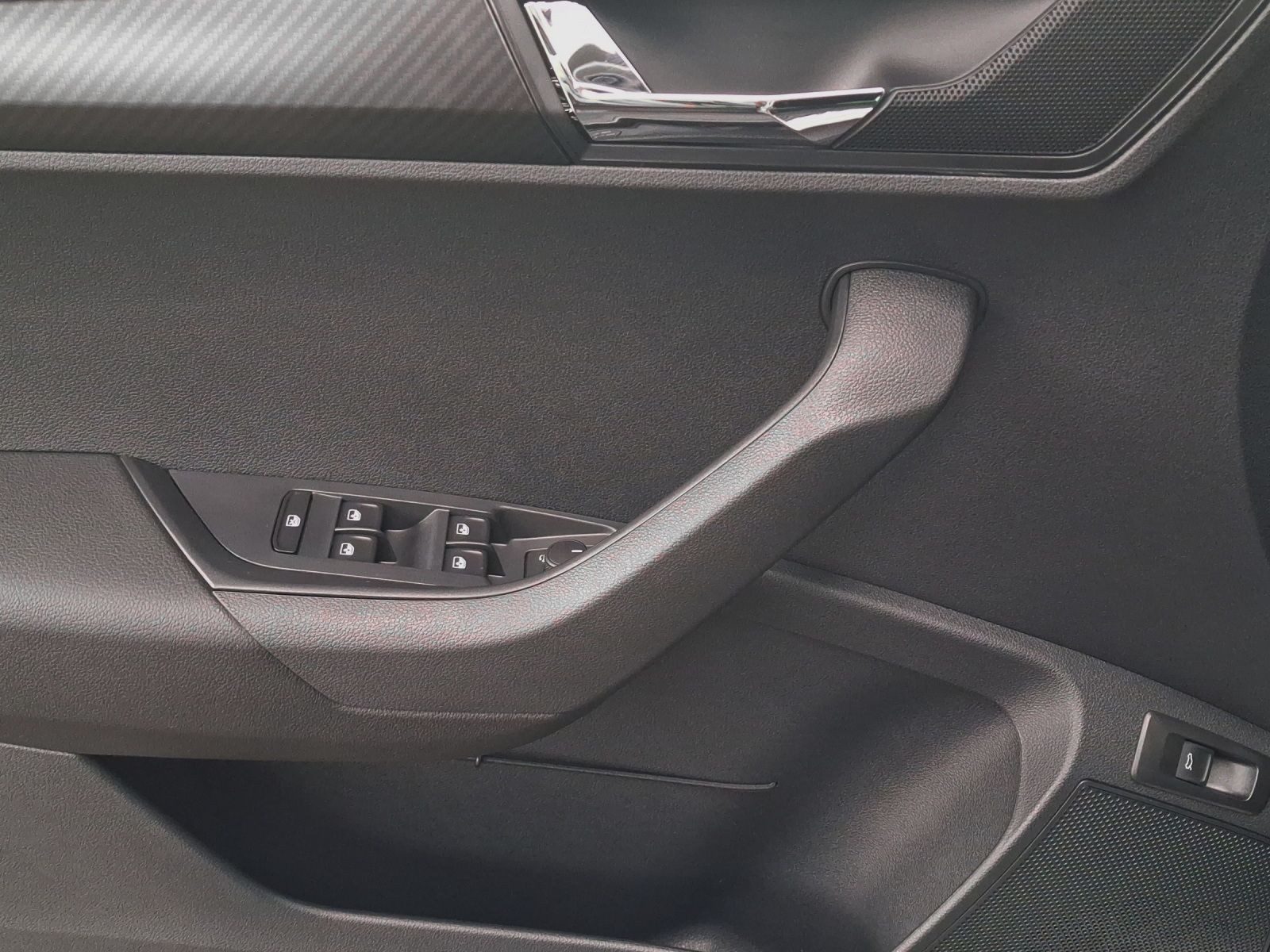 Skoda Karoq – Foto 8