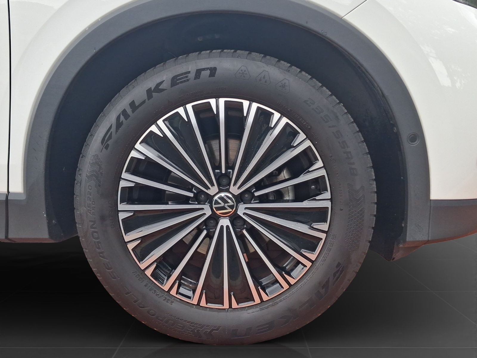 Volkswagen Tiguan – Foto 7
