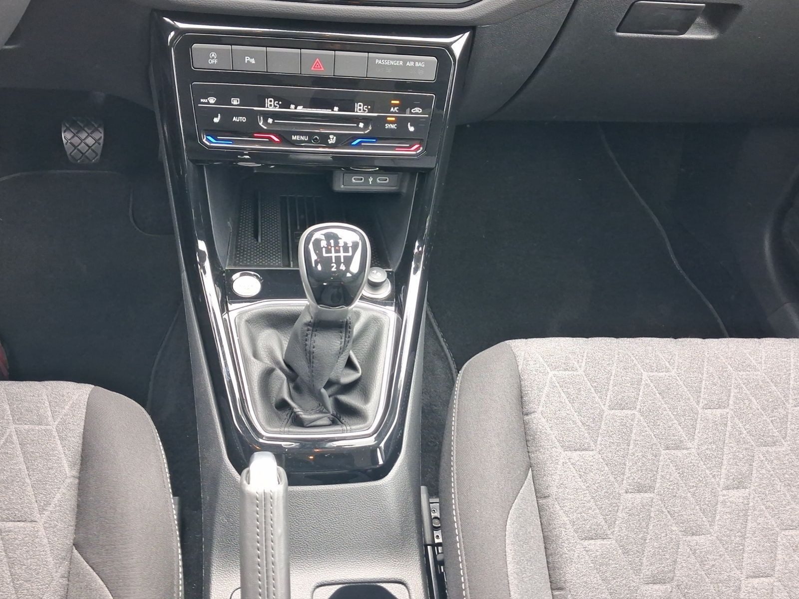 Volkswagen T-Cross – Bild 11