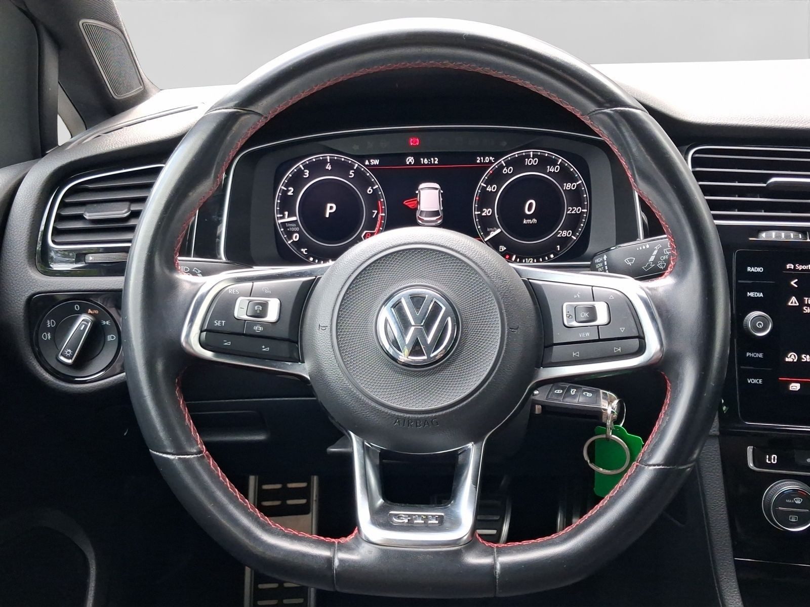 Volkswagen Golf GTI – Bild 9