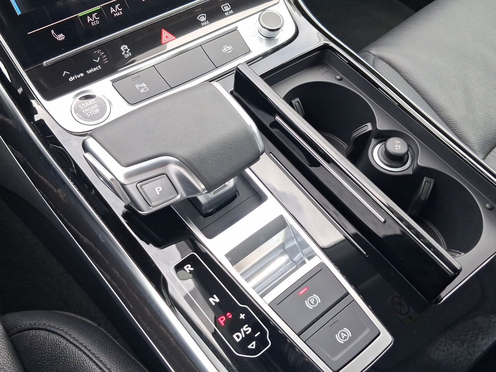 Audi A8 – Bild 11