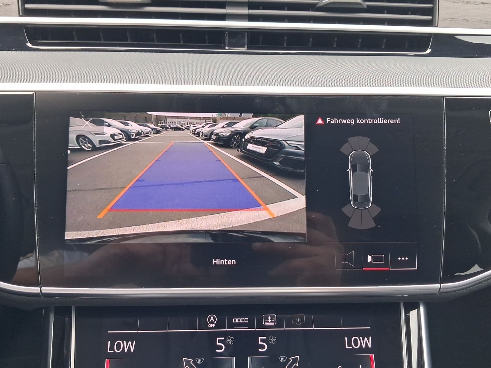 Audi A8 – Bild 13
