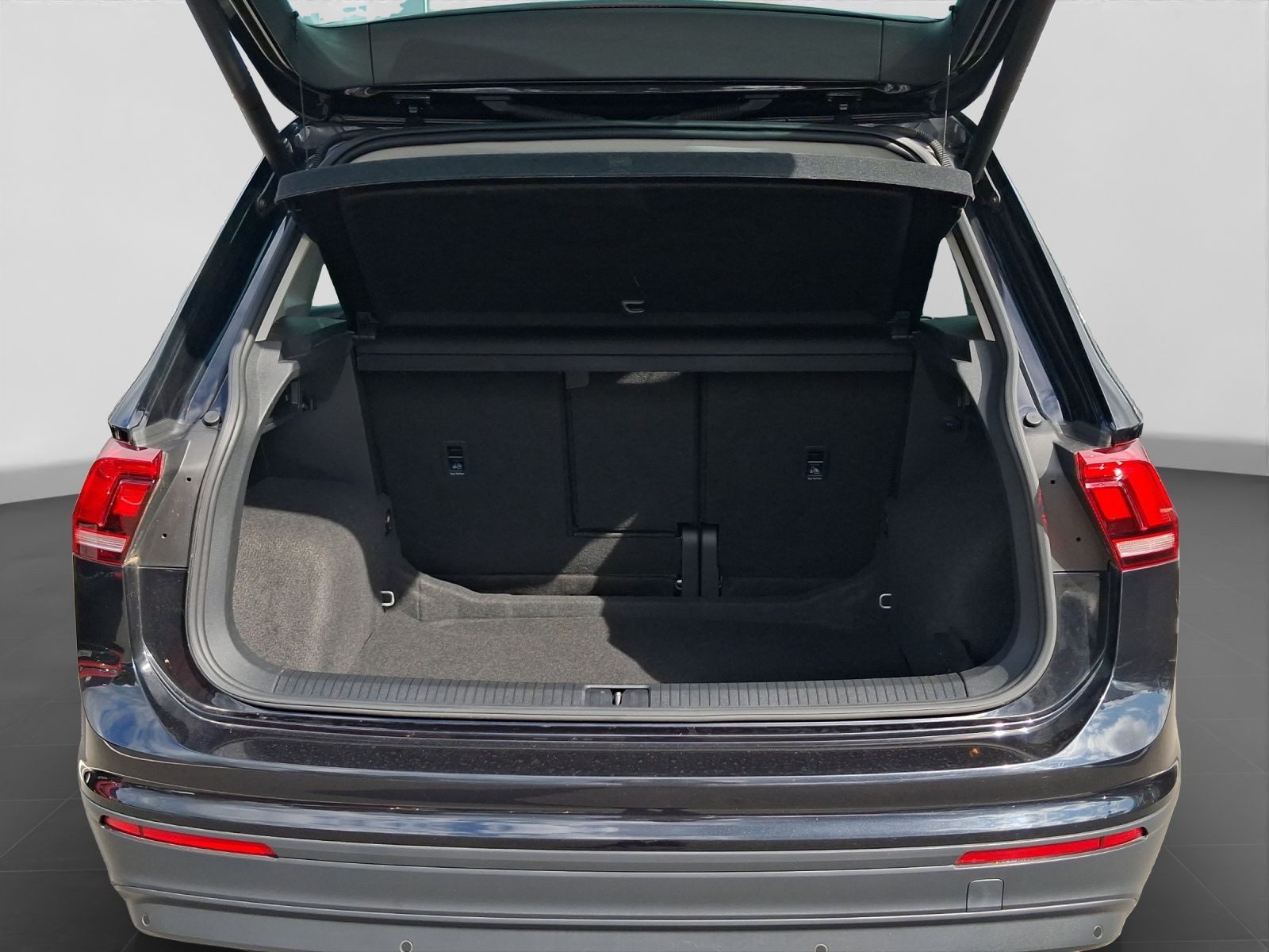 Volkswagen Tiguan – Bild 17